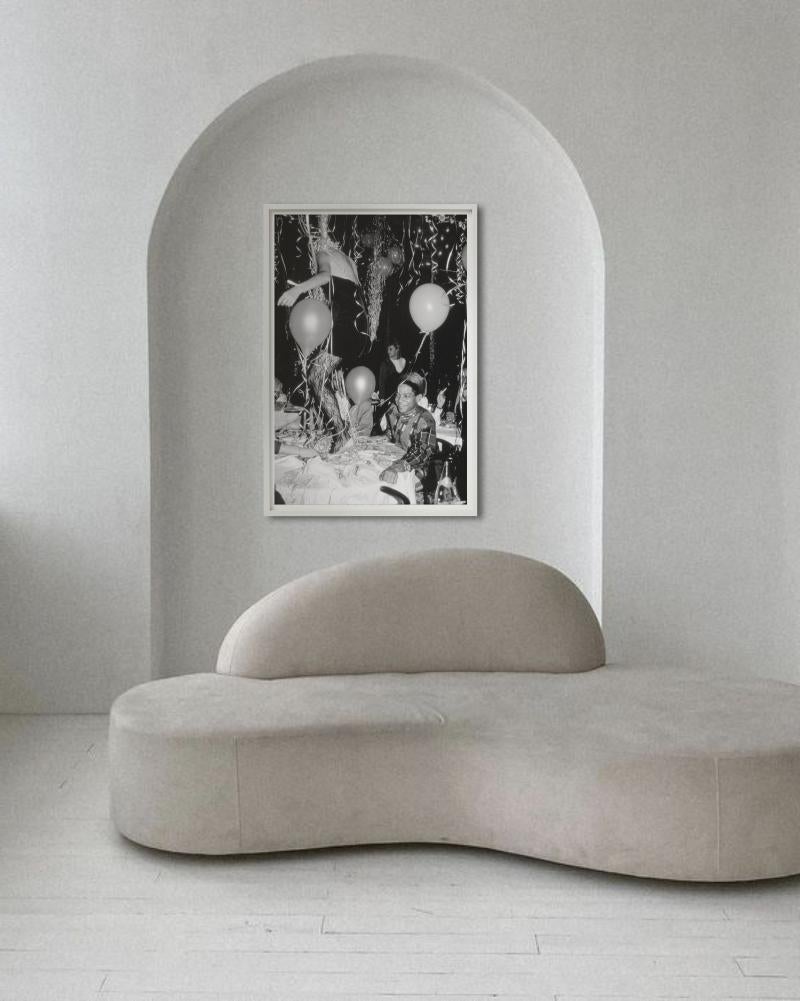 Jean-Michel Basquiat Art in Area Party - Fotografía artística en blanco y negro, 1985 en venta 1