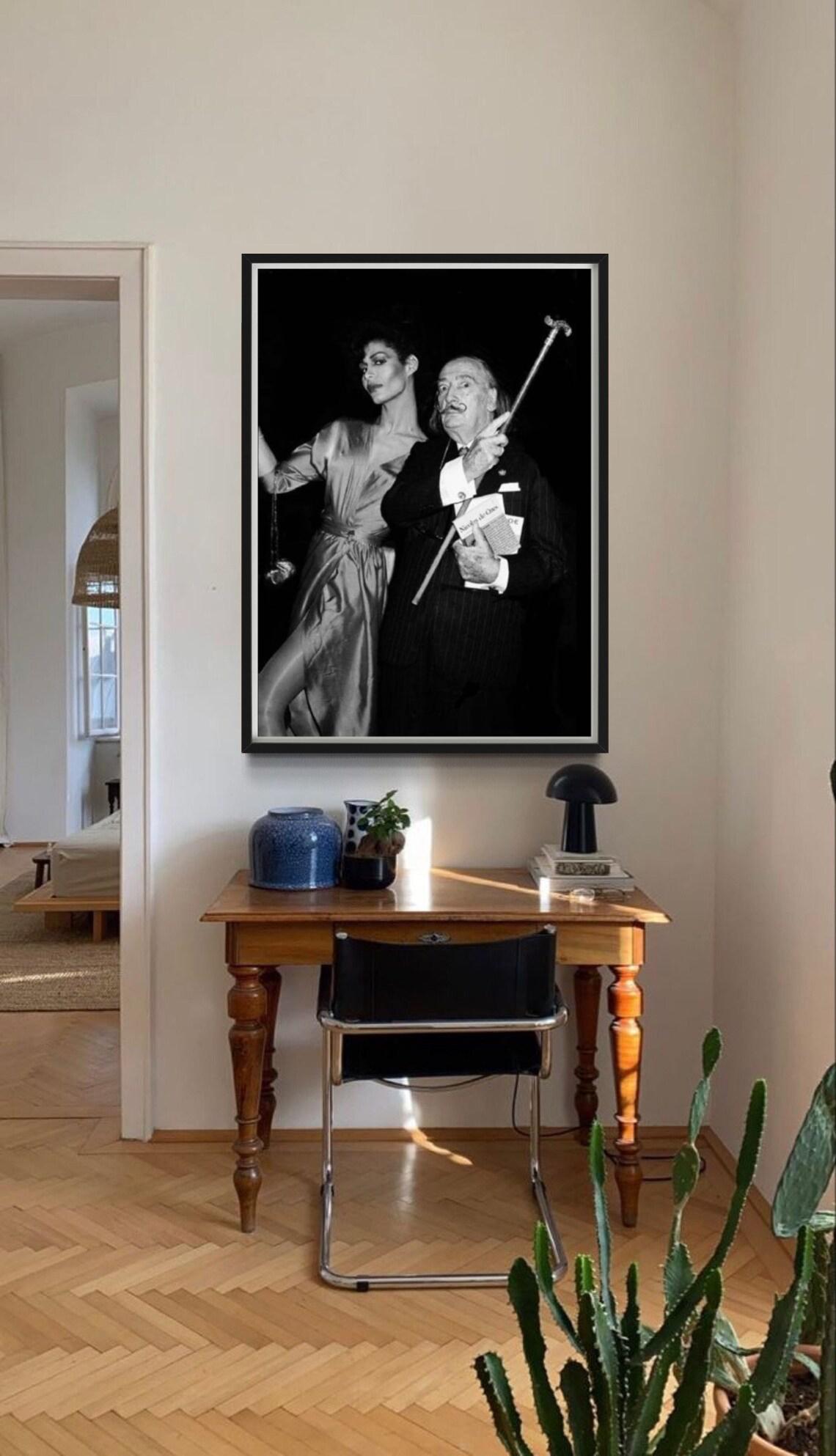 Potassa de la Fayette and Salvador Dali, close-up, b/w, Fine Art Photography For Sale 7