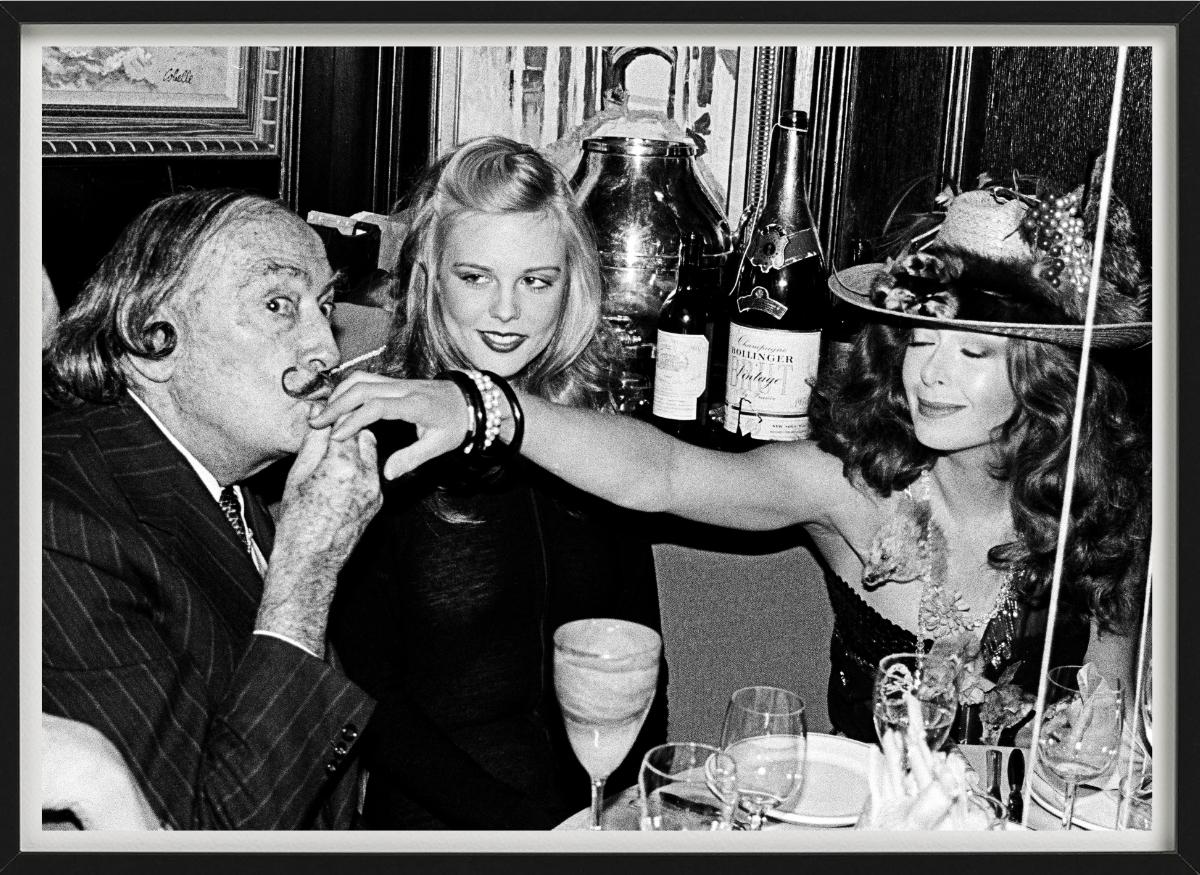 Salvador Dalì, Janet e un bacio, Diptych Fine Arts Photography, 1979 in vendita 1