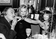 Salvador Dali, Janet and a recipient of a kiss, photographie d'art, 1979