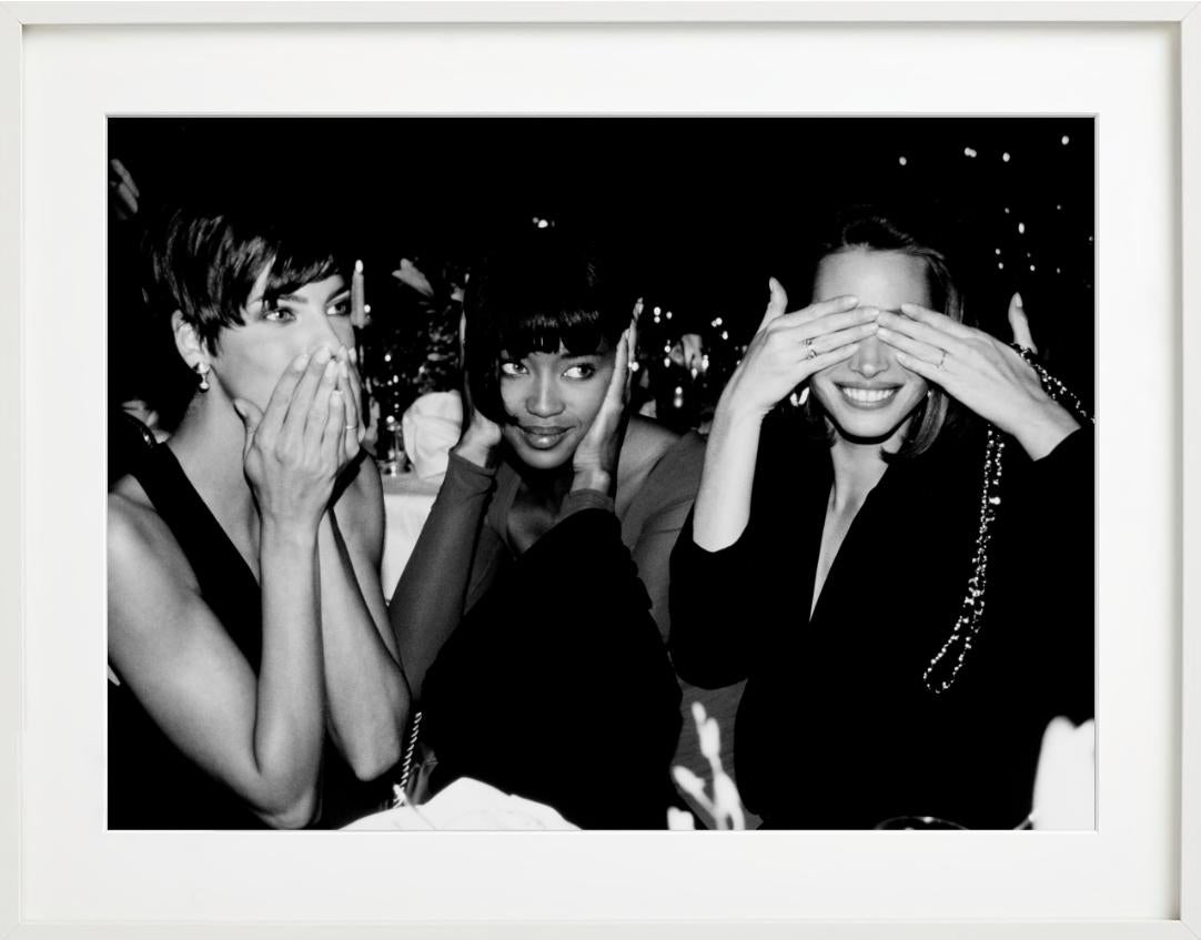 See One, Speaking, Hearing no Evil - Three Supermodels, Fotografia Fine Art 1989 in vendita 13
