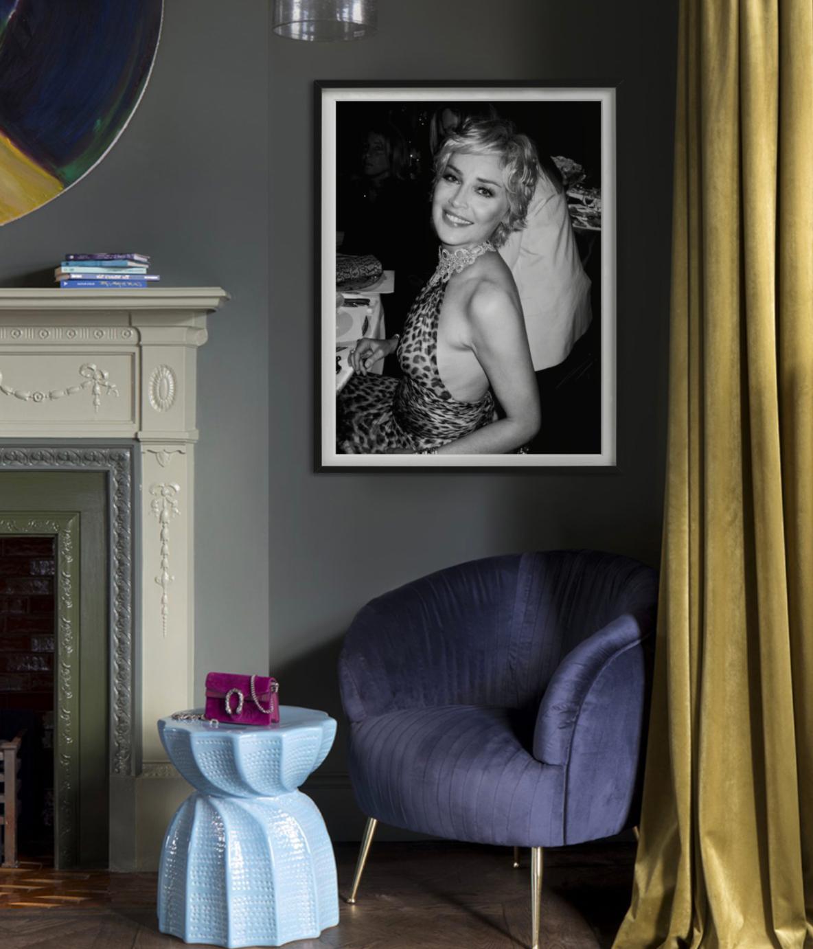Sharon Stone, Cannes – b&w-Porträt der Schauspielerin, Kunstfotografie, 1992 im Angebot 3
