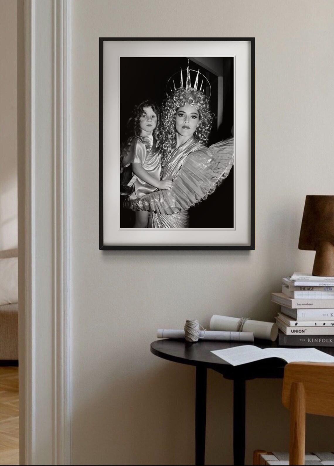 Sharon Stone, Angel, Mugler Party, b/n, Diptych Fine Arts Photography, 1992 in vendita 7