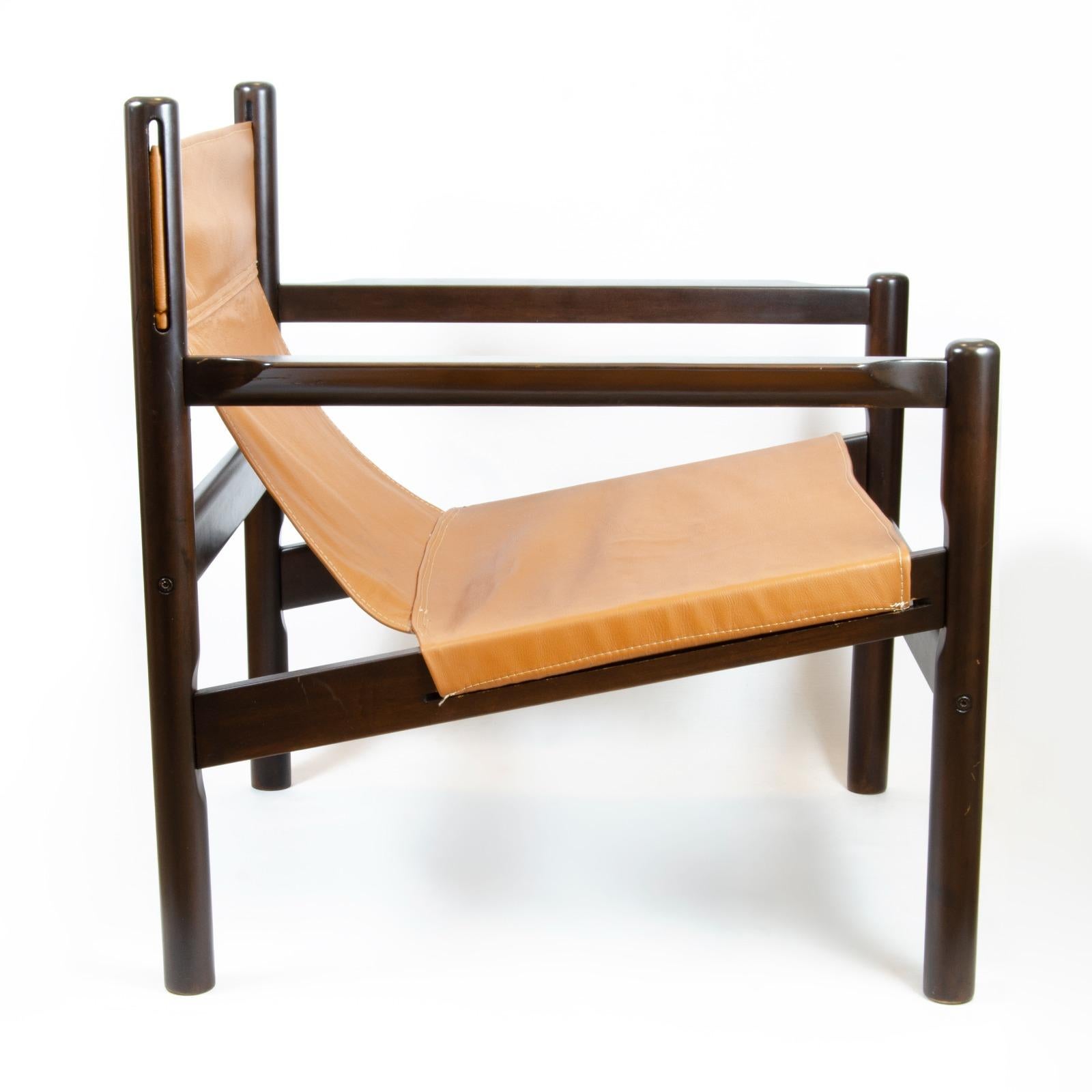 20th Century Roxinho vintage Safari armchair in leather and wood by MCM Michel Arnoult, 1960s For Sale