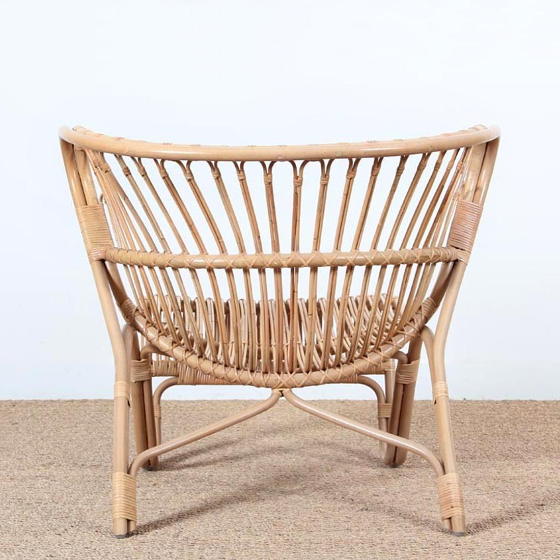 Roxy Armchair in Rattan In New Condition For Sale In Paris, FR