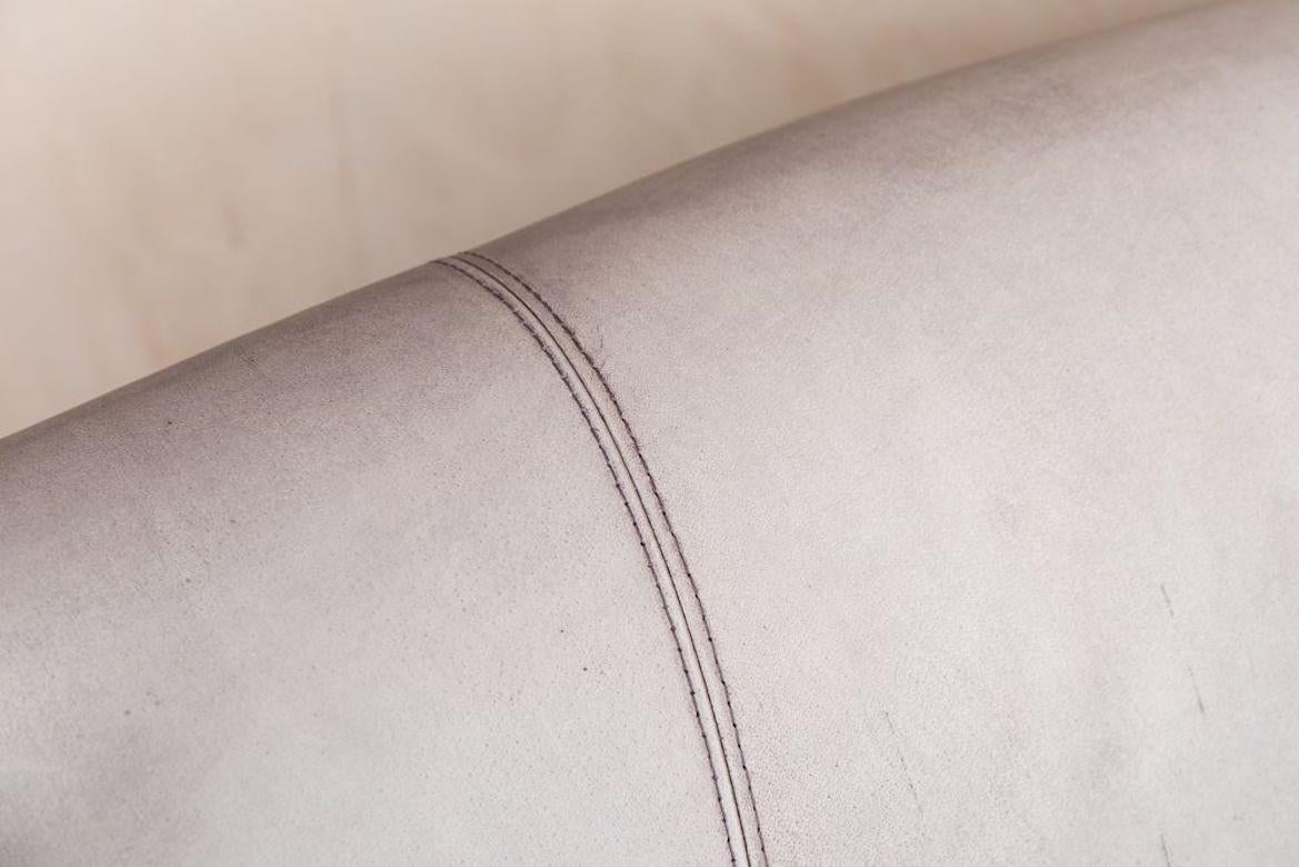 Roxy Real Leather Sofa, 20th Century For Sale 2
