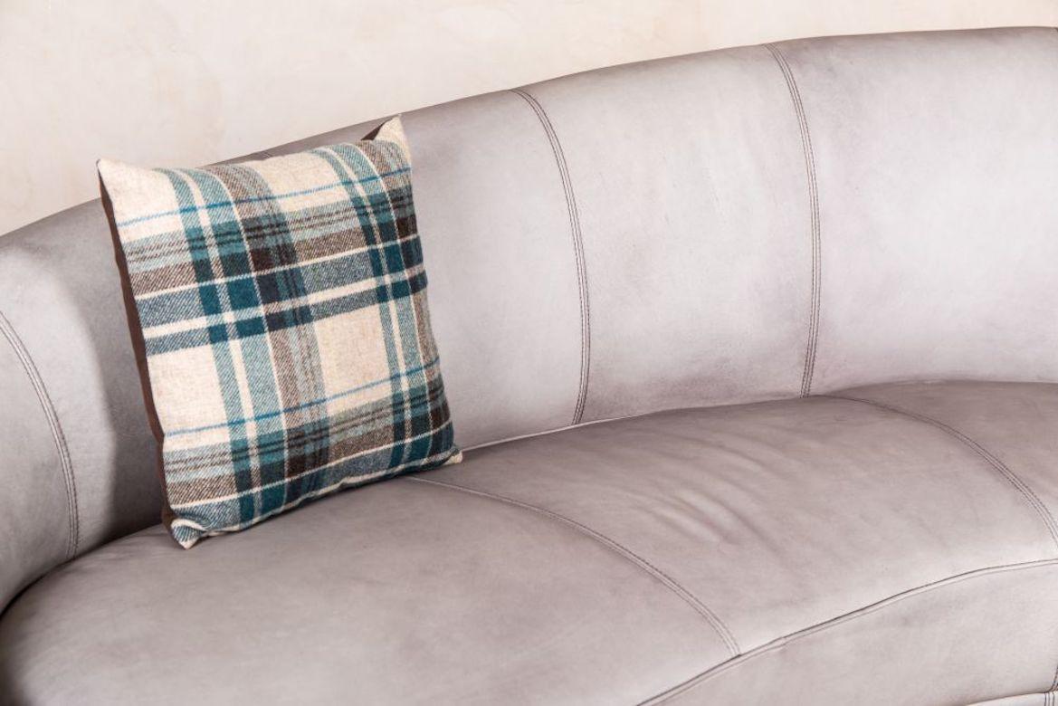 Roxy Real Leather Sofa, 20th Century For Sale 3