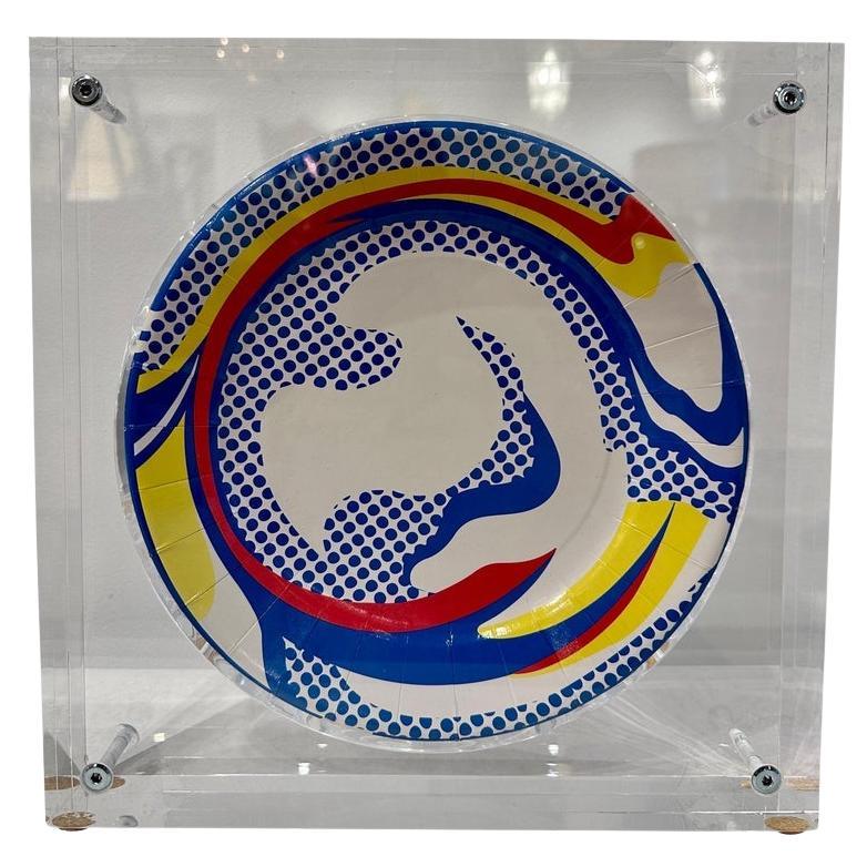 Roy Lichtenstein „Büchertellerteller“ Original in schwerem, maßgefertigtem Lucite-Block eingefasst