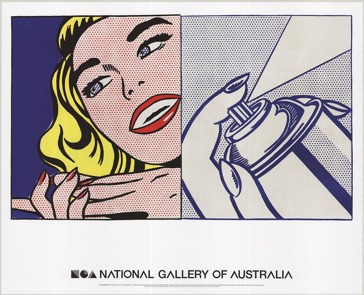 Este cartel oficial de la exposición, con una reproducción de Chica y bote de spray (detalle) de la icónica carpeta 1¢ Life (1964) de Lichtenstein, se creó para una retrospectiva de 2013 en la Galería Nacional de Australia (NGA). La exposición