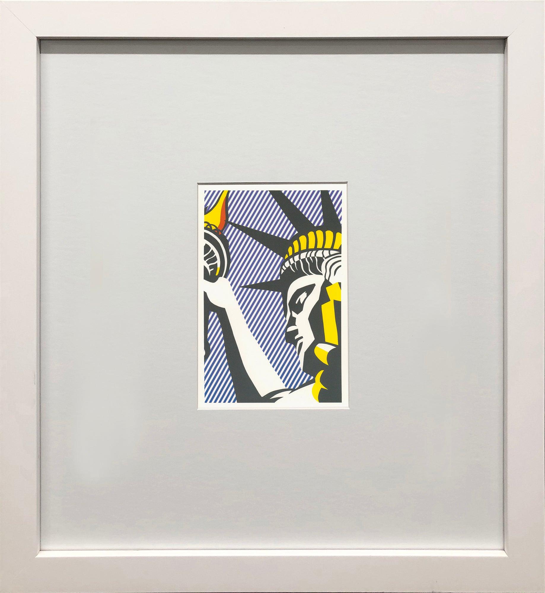 Cette image vibrante de la Statue de la Liberté est l
une des compositions les plus patriotiques et les plus emblématiques de Lichtenstein, mêlant le style audacieux du Pop Art, inspiré de la bande dessinée, au symbolisme américain. Publié en 1994