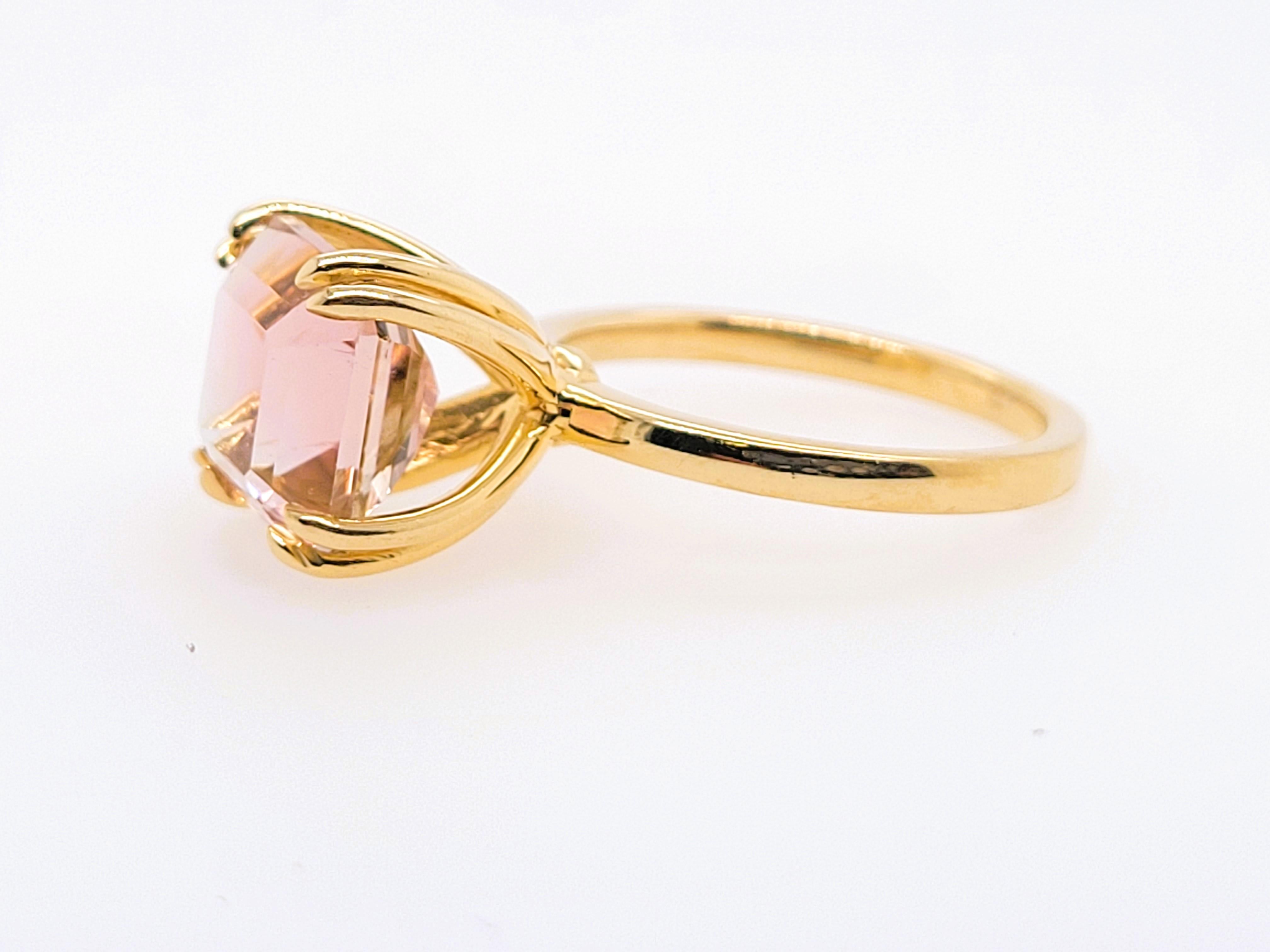 Royal 4,23 Karat Asscher-Schliff „California“ Rosa Turmalin 18kt Ring Damen im Angebot