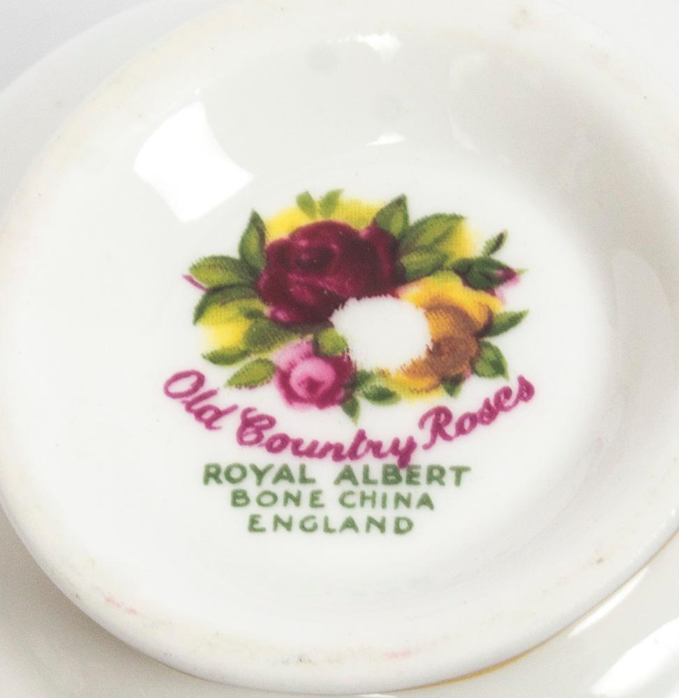 royal albert country rose dishes