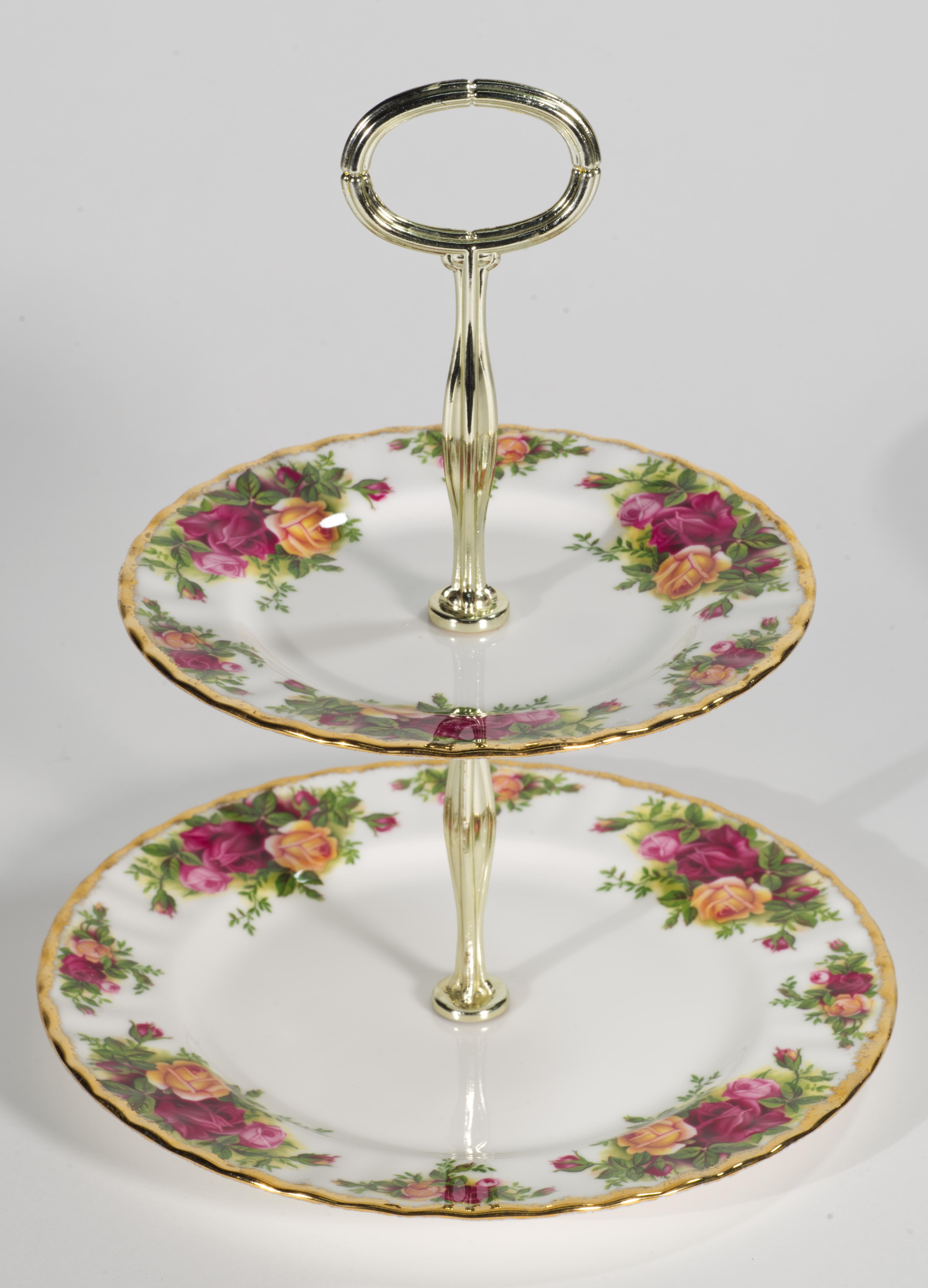 Juego de servir de porcelana de Royal Albert Inglaterra, Old Country Roses, 1974-1980 Victoriano en venta