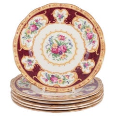 Royal Albert, Angleterre. Ensemble de six assiettes « Lady Hamilton » en porcelaine.