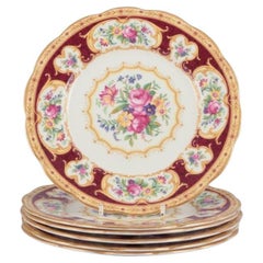 Royal Albert, Inglaterra. Juego de seis platos "Lady Hamilton" con motivos florales.