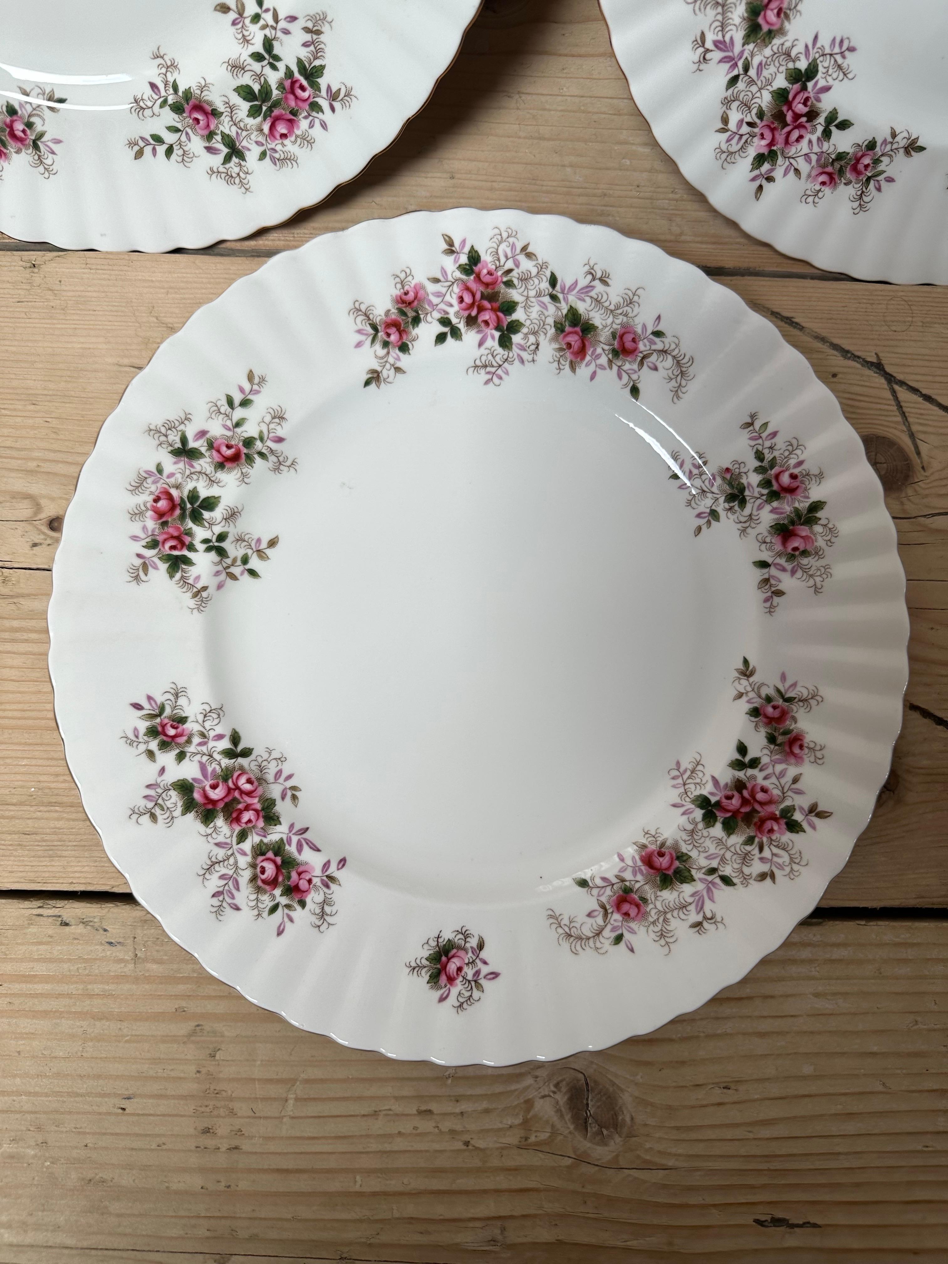 Royal Albert, Lavendelrose Blumenrand Speiseteller, Goldrand, CIRCA 1960 (Englisch) im Angebot