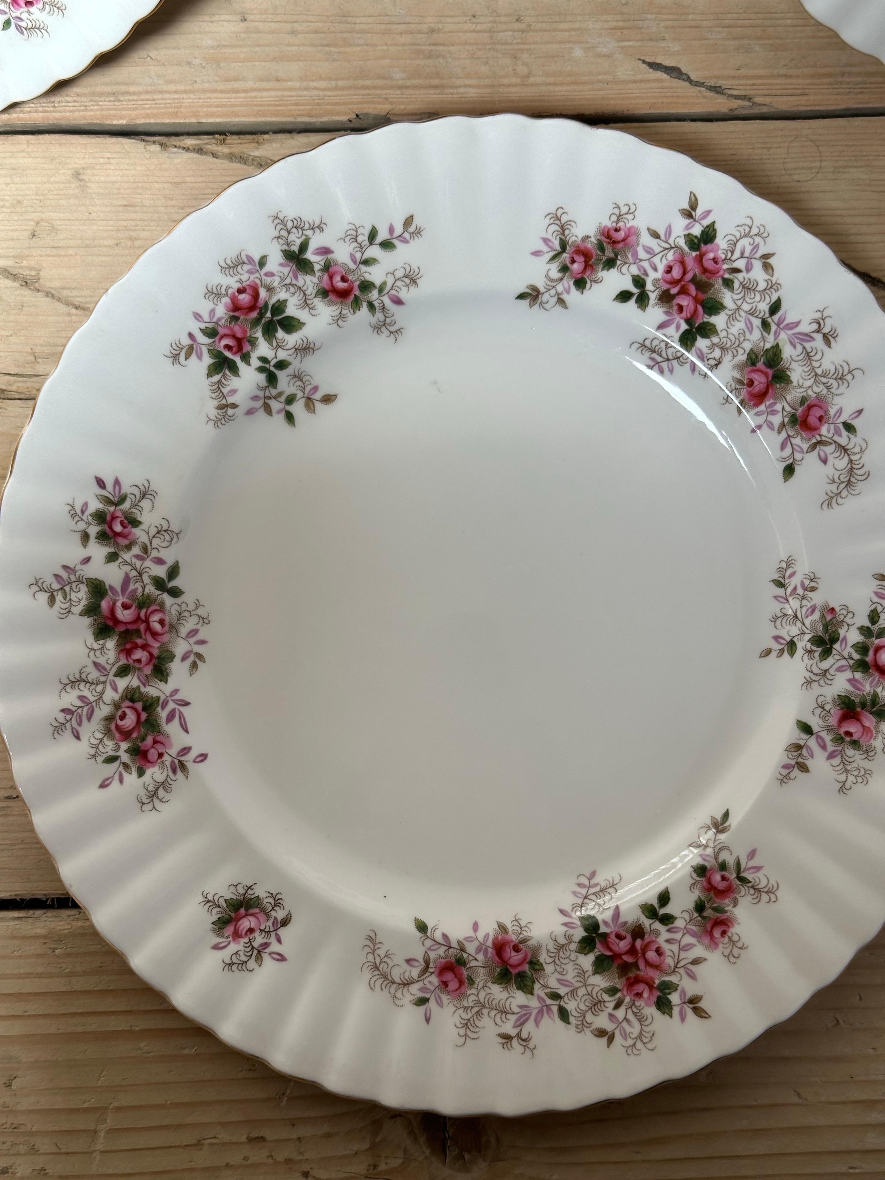 Royal Albert, Lavendelrose Blumenrand Speiseteller, Goldrand, CIRCA 1960 im Angebot 1