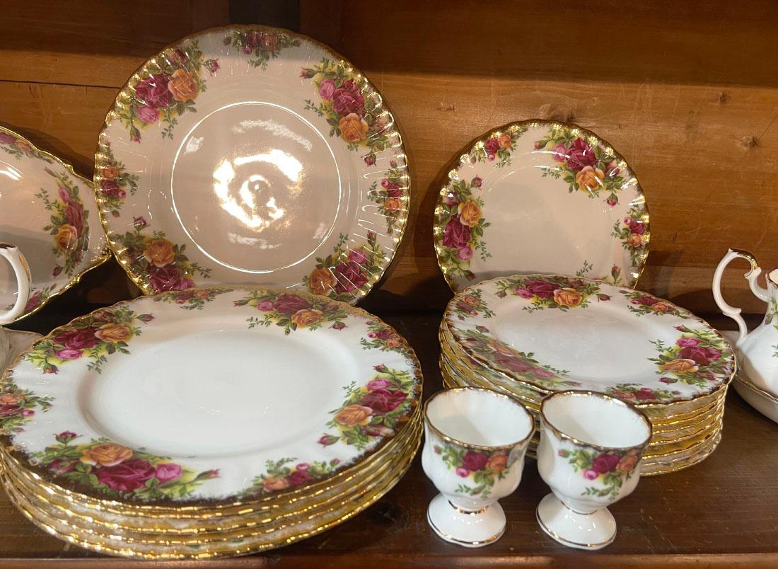 XX secolo Set di porcellane Royal Albert 