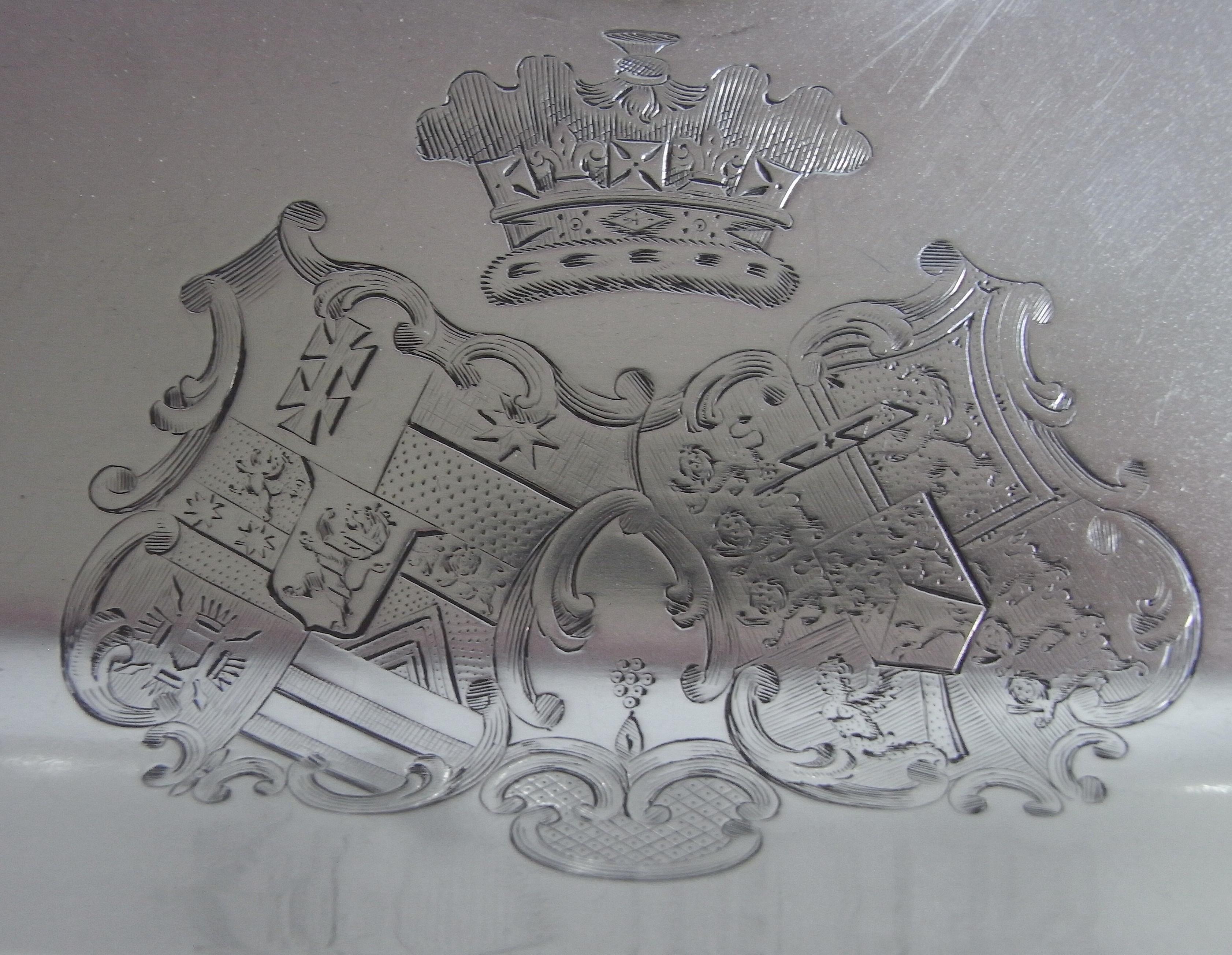 Royal, An important William IV Inkstand made in London in 1835 by Charles Fox II 2