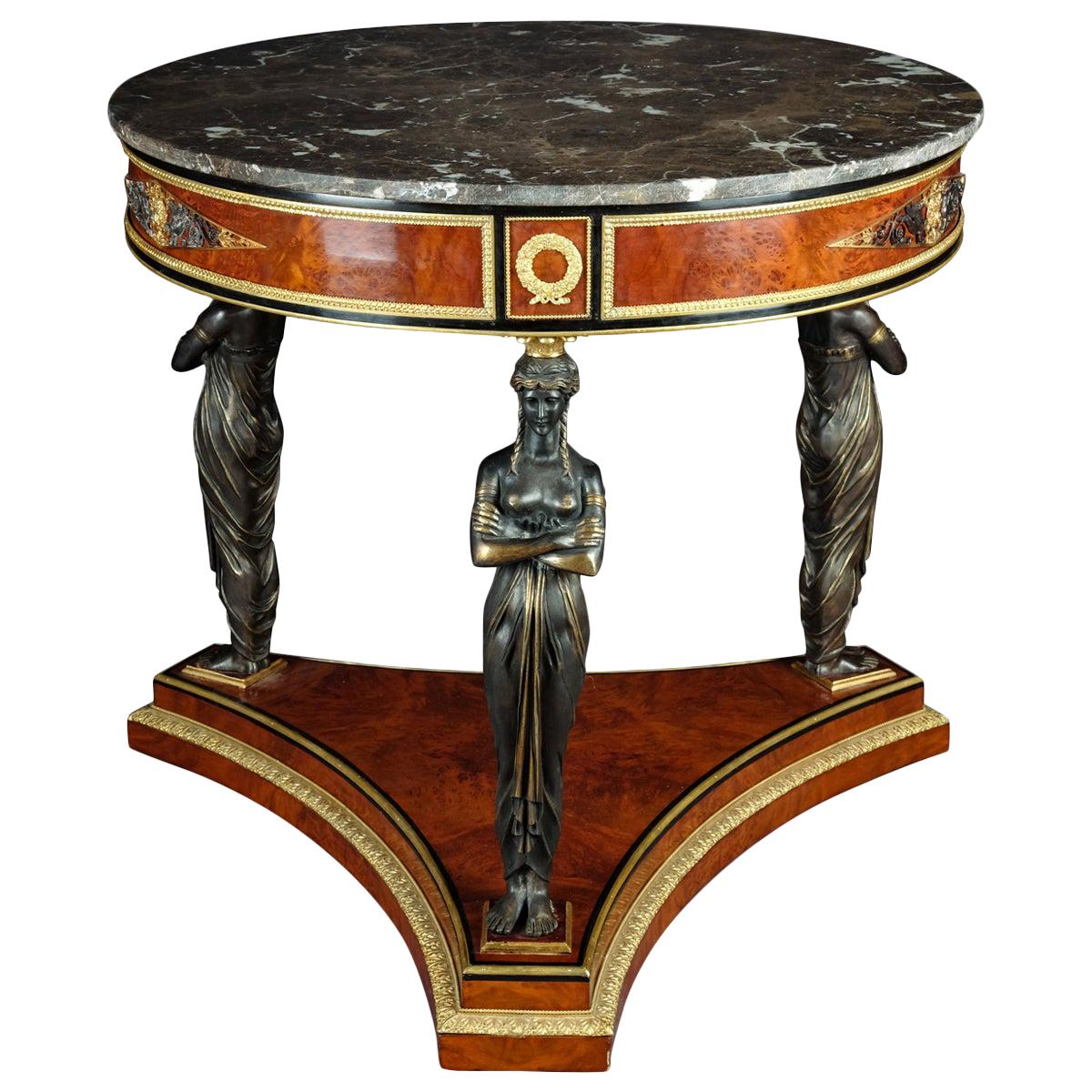 Table centrale/table de salon royale unique de style Empire en laiton en vente