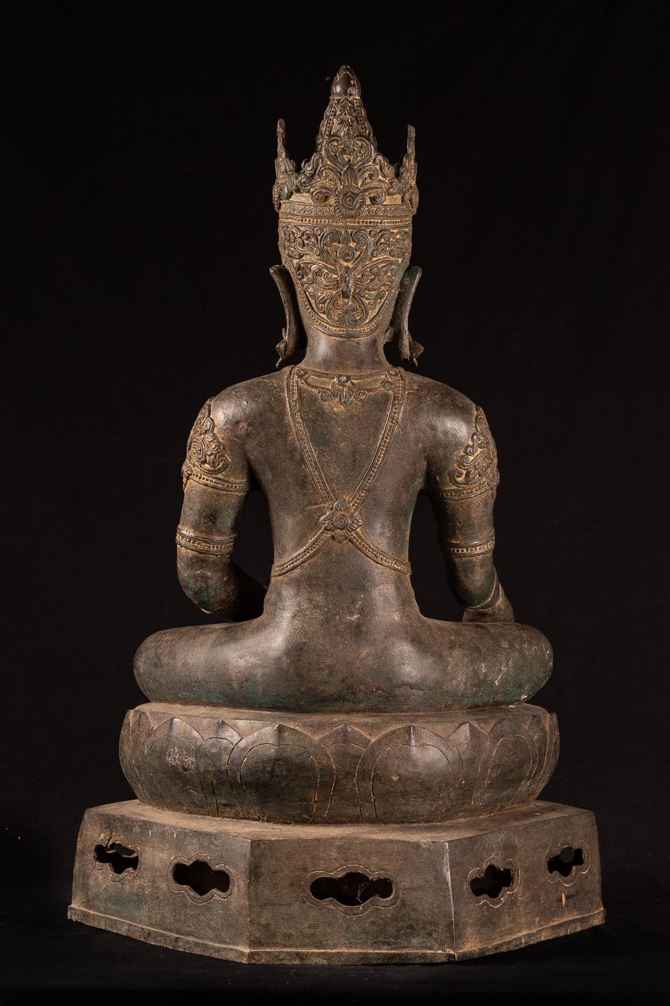 Royal Antique Bronze Buddha with Imperial Attire, Fine Details, 18th Century 9