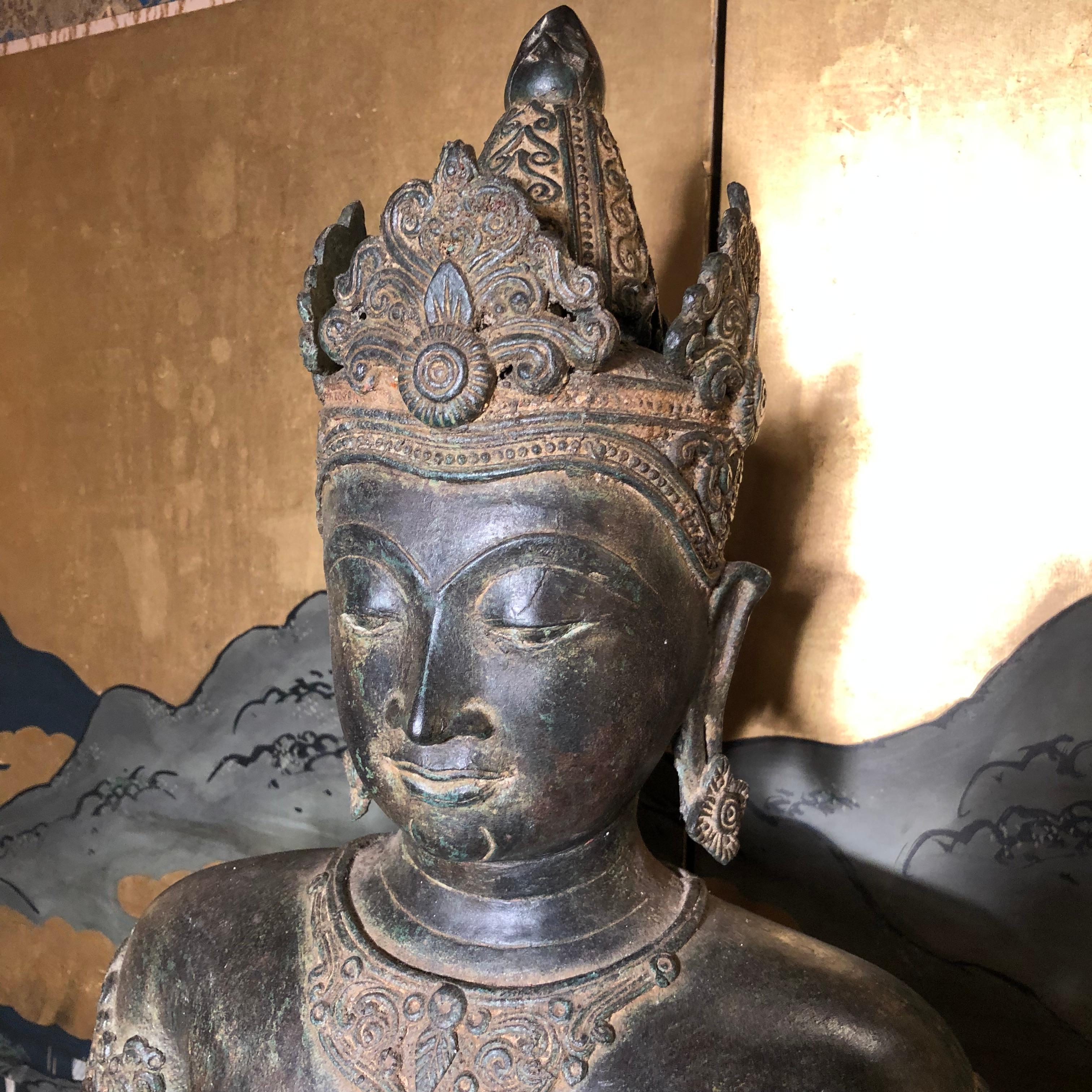 Royal Antique Bronze Buddha with Imperial Attire, Fine Details, 18th Century In Good Condition In South Burlington, VT
