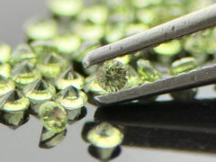 Royal Antwerp Gem Natural Green Sapphire Parcel 0.97 Ct Round Brilliant Cut Cert