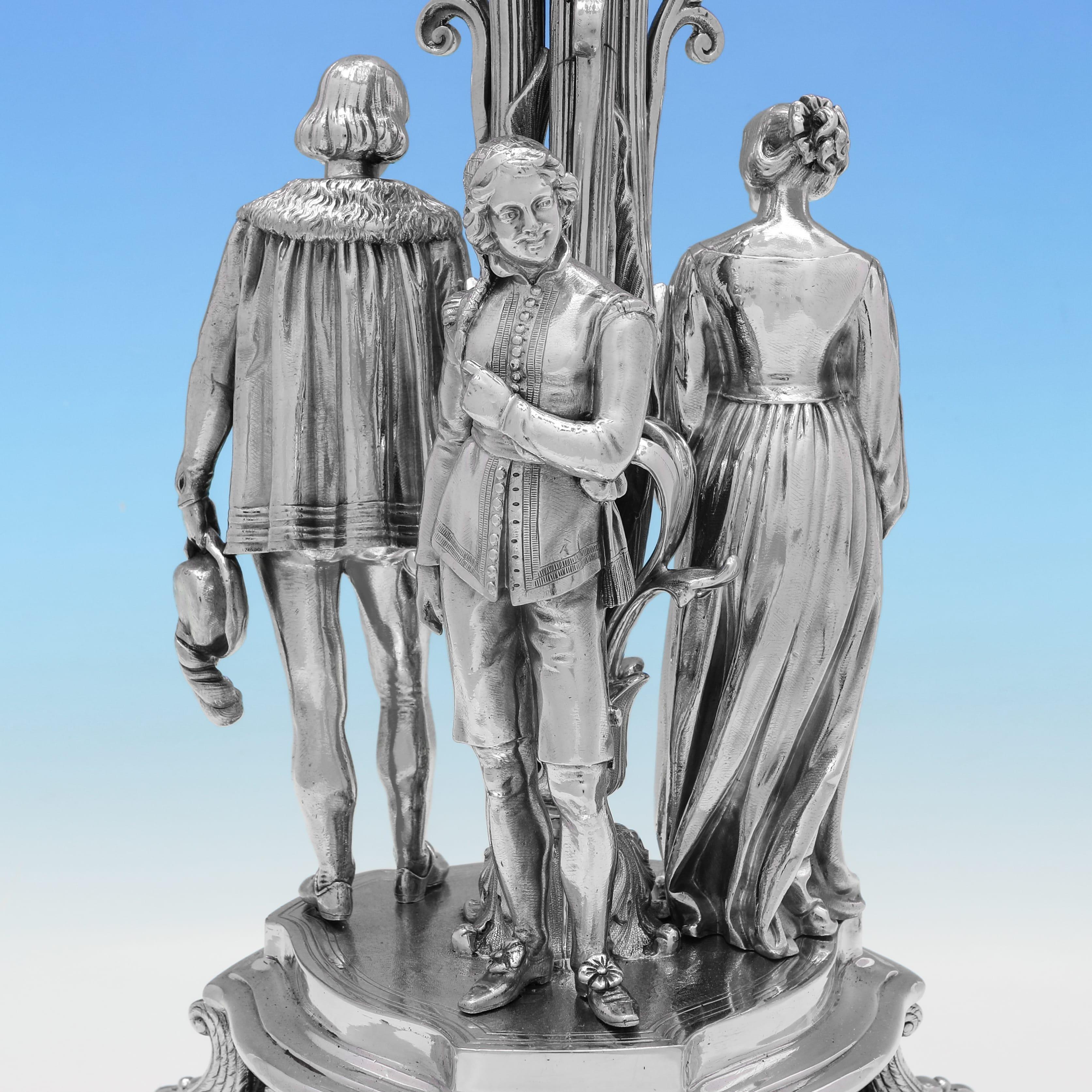 Candélabre de l'armée royale médicale fabriqué en 1855 par Elkington & Mason Bon état - En vente à London, London
