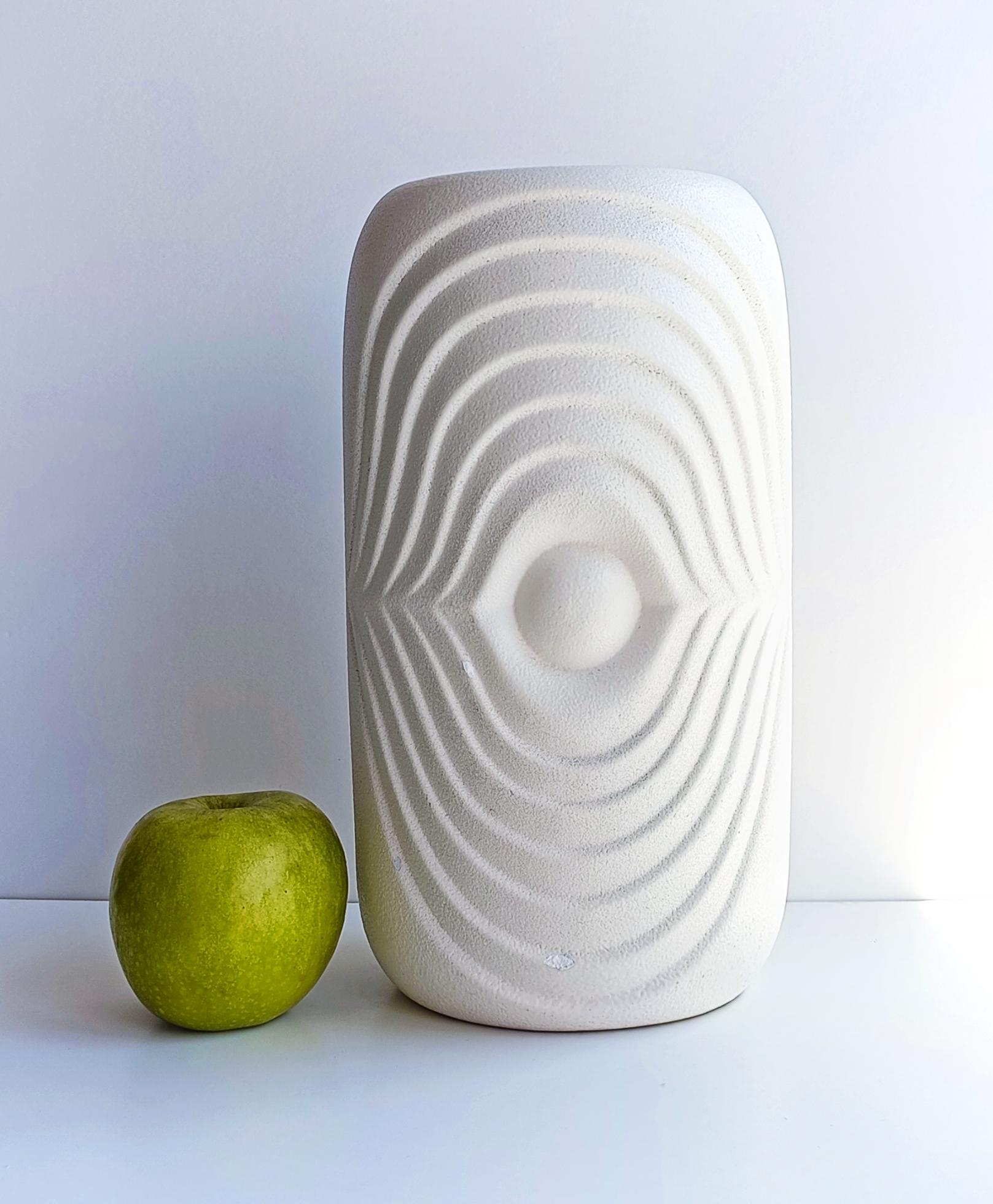 Royal Bavaria KPM Op Art Ceramic Vase. Hand produced in Germany, circa the 1960s.

It's a beautiful vase with a sculpture feel about it. 

Measurements:

H. 27cm/ 10.75in
Perimeter 46cm/ 18in
W. 15xm/ 6in

