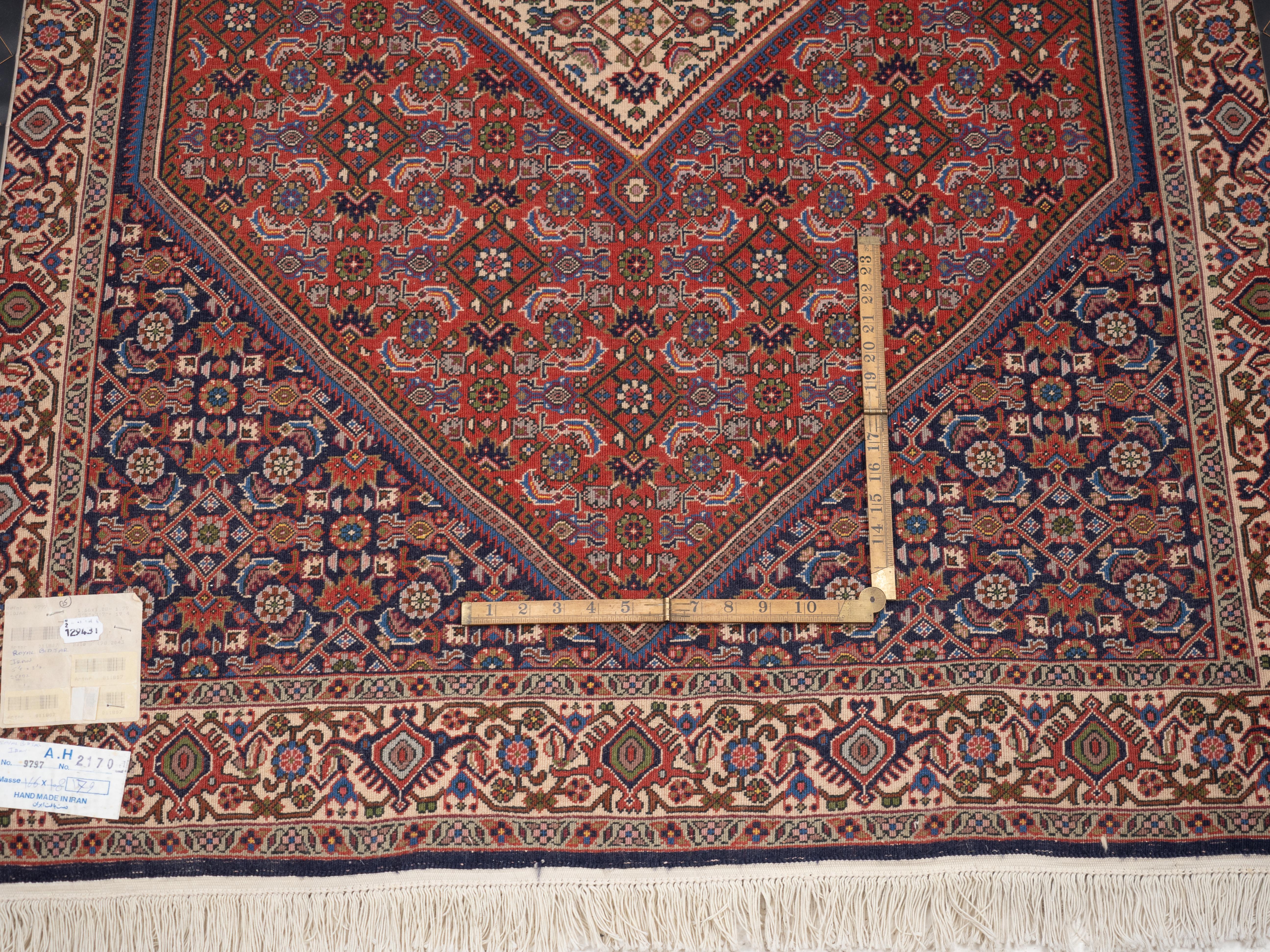 Royal Bidjar Persian Rug with Herati Field 180 x 109 cm (Handwoven Oriental Rug) en vente 4