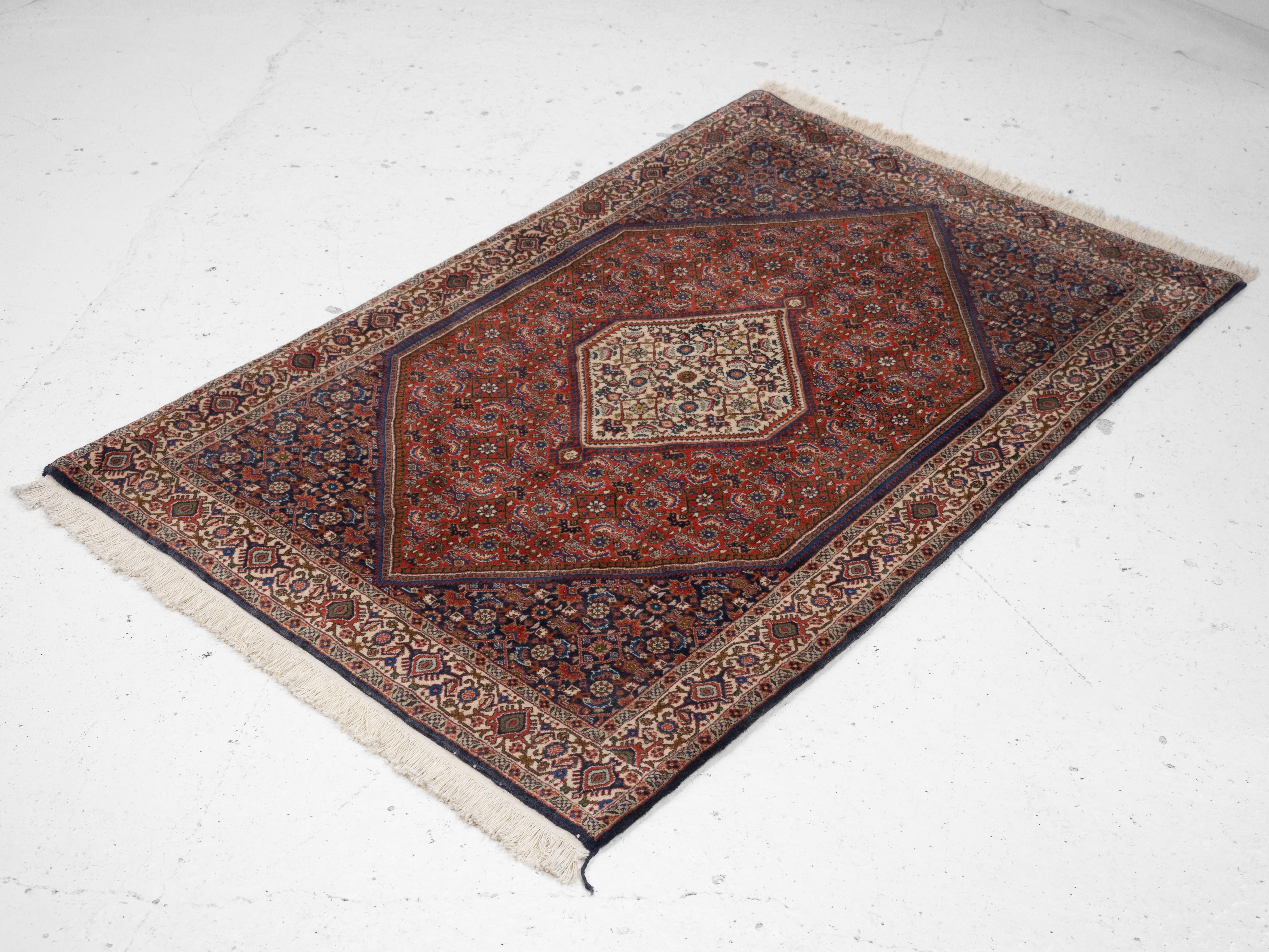 20ième siècle Royal Bidjar Persian Rug with Herati Field 180 x 109 cm (Handwoven Oriental Rug) en vente