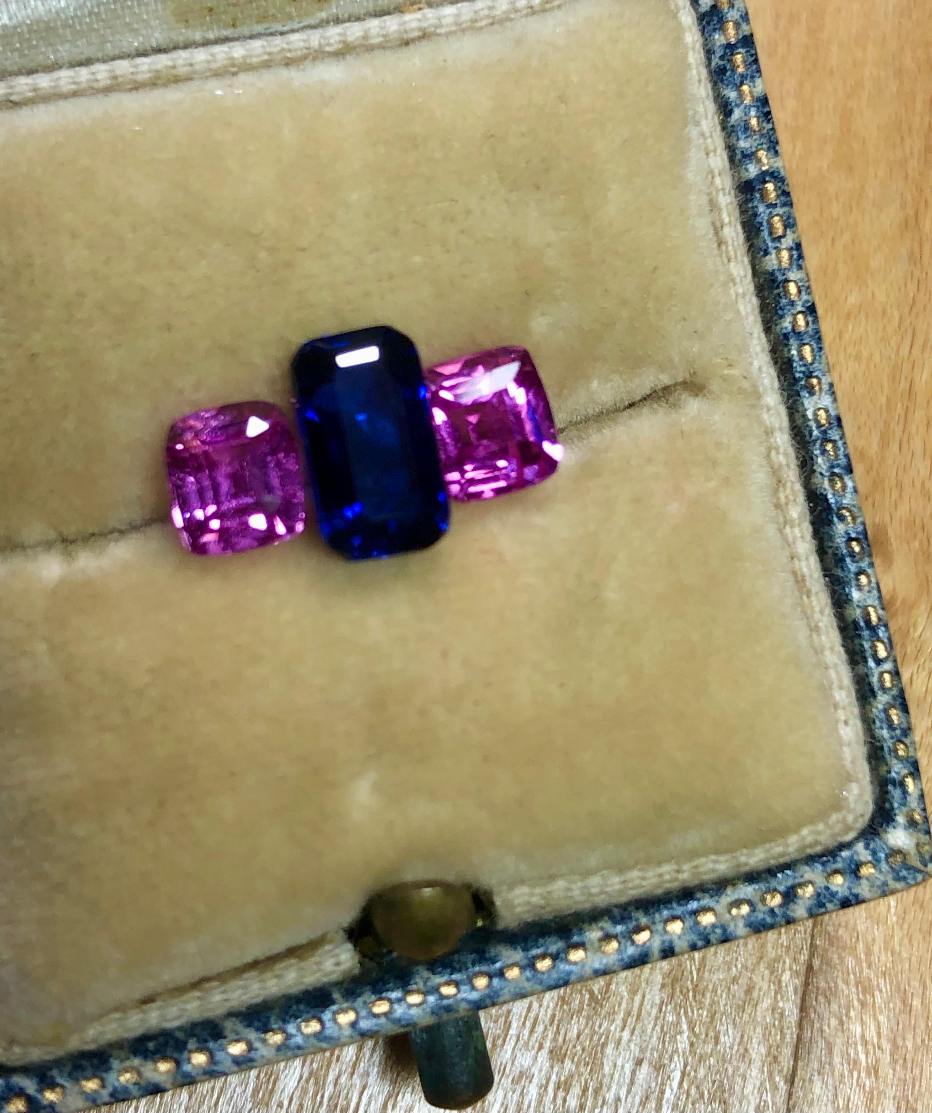 Saphirs de Ceylan bleu roi et rose vif de 2,90 carats en vente 4
