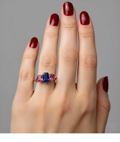 Royal Blue and Vivid Pink Ceylon Sapphires 2.90 Carat