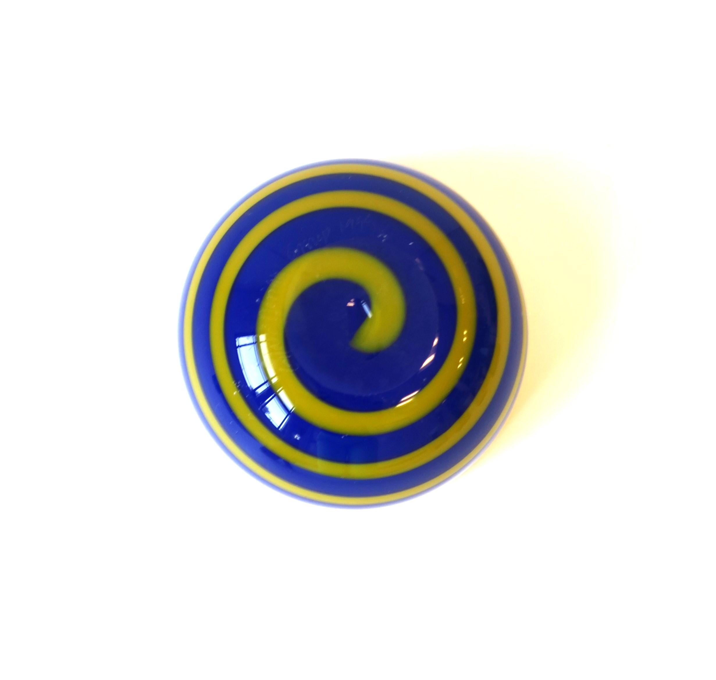 Royal Blue and Yellow Postmodern Art Glass Bowl, 1995 For Sale 5