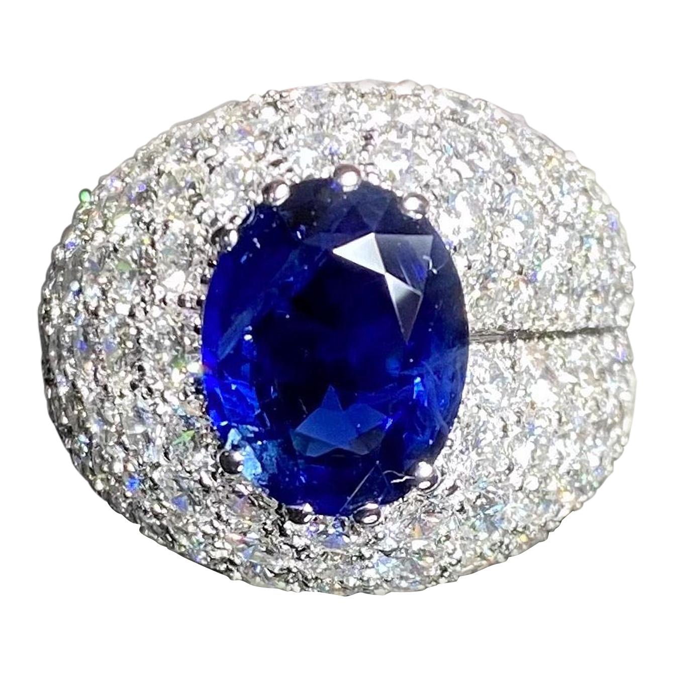Royal Blue Ceylon Sapphire Diamond Cocktail Ring 19.2 Karat White Gold 2010s For Sale