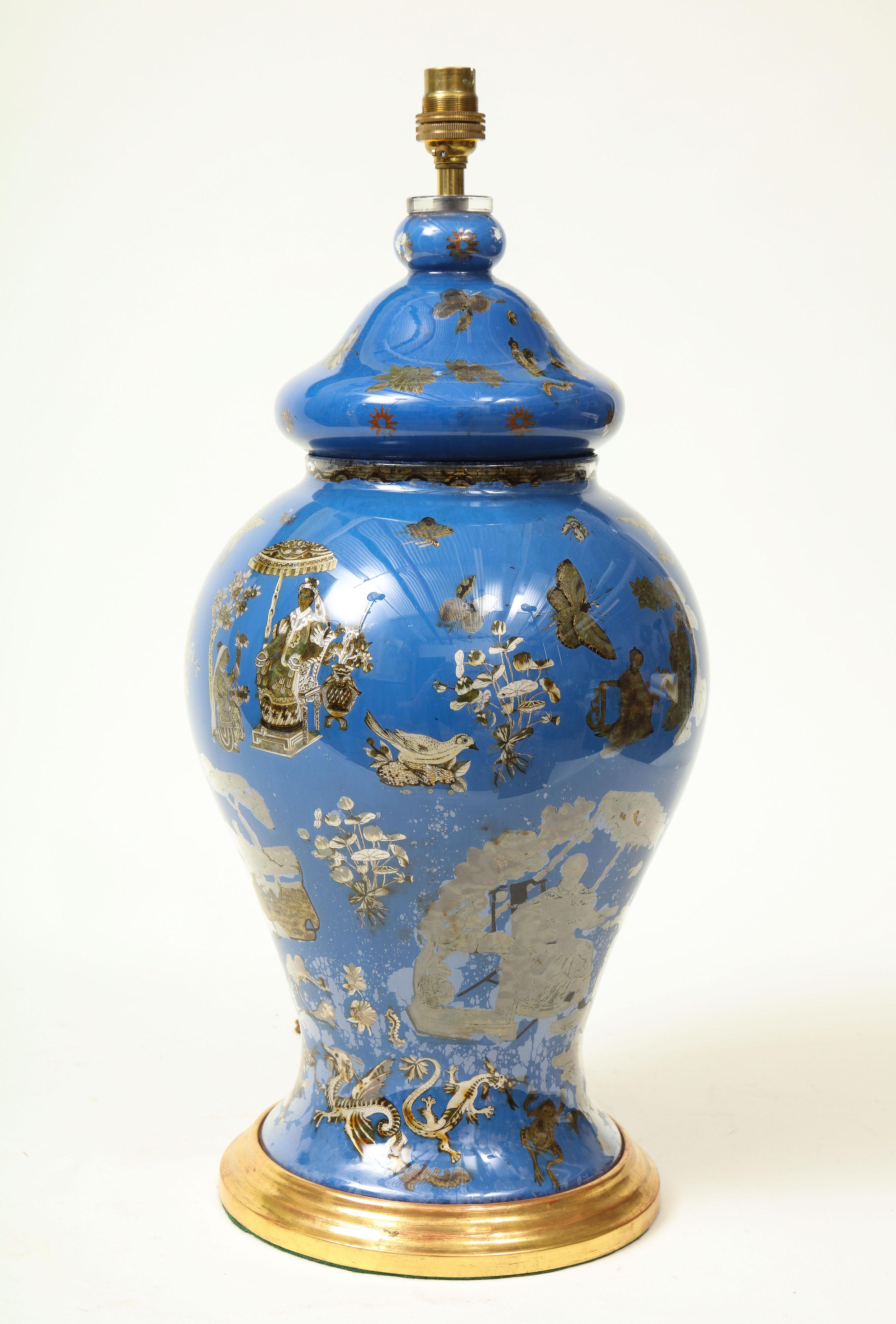 Verre Lampe Decalcomania bleu royal style chinoiseries en vente