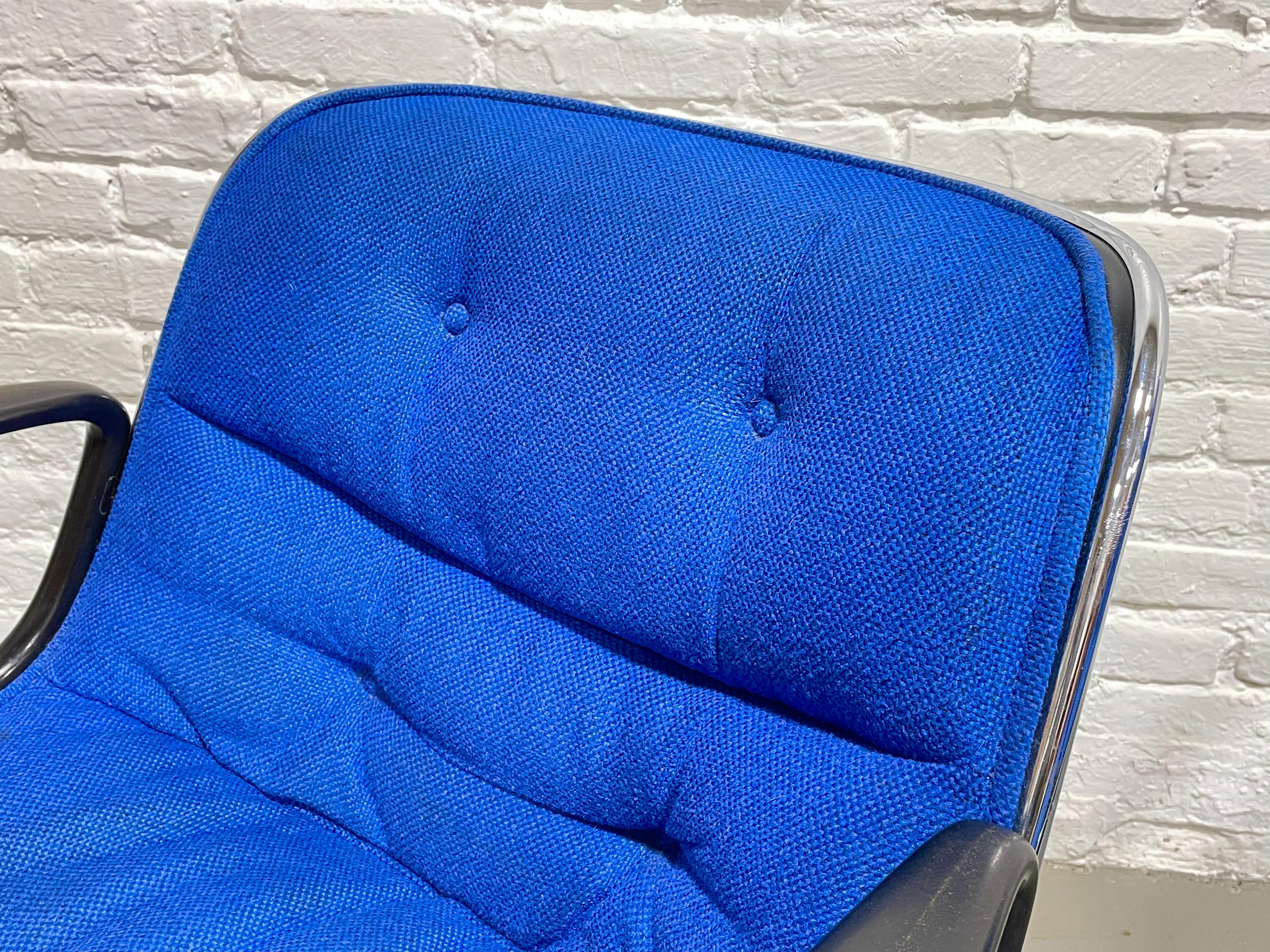 Royal Blue Mid-Century Modern Knoll Pollock Office Chair, Sold Individually 3