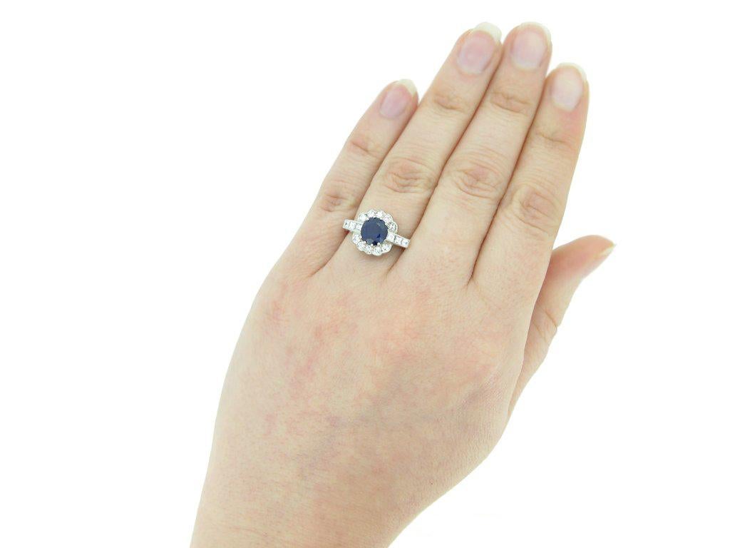 Royal Blue Natural Unenhanced Burmese Sapphire Diamond Platinum Engagement Ring In Good Condition For Sale In London, GB