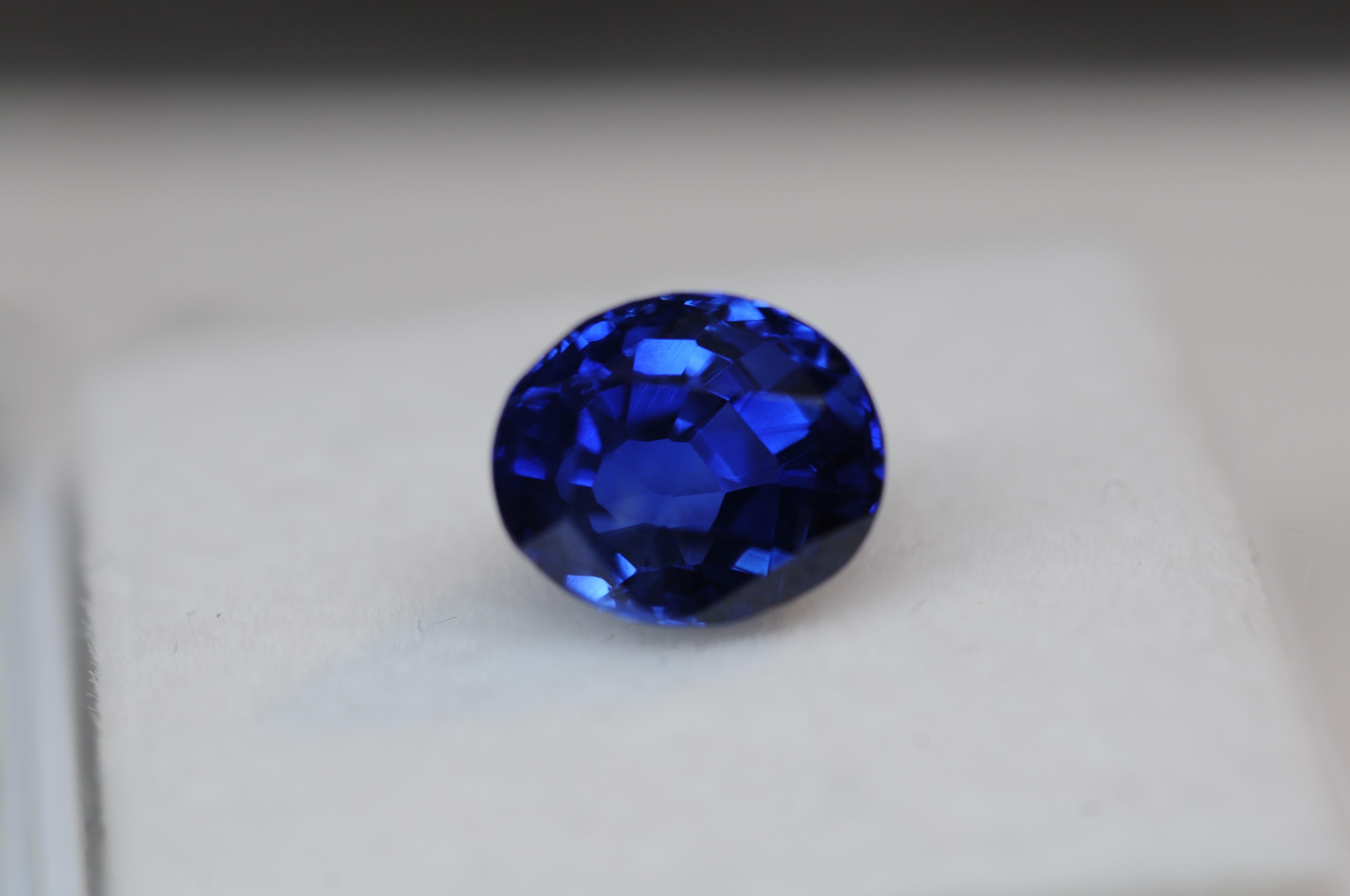 Royal blue saphire natural, no heating untreated 2.87ct Sri-Lanka(ceylon) For Sale 1