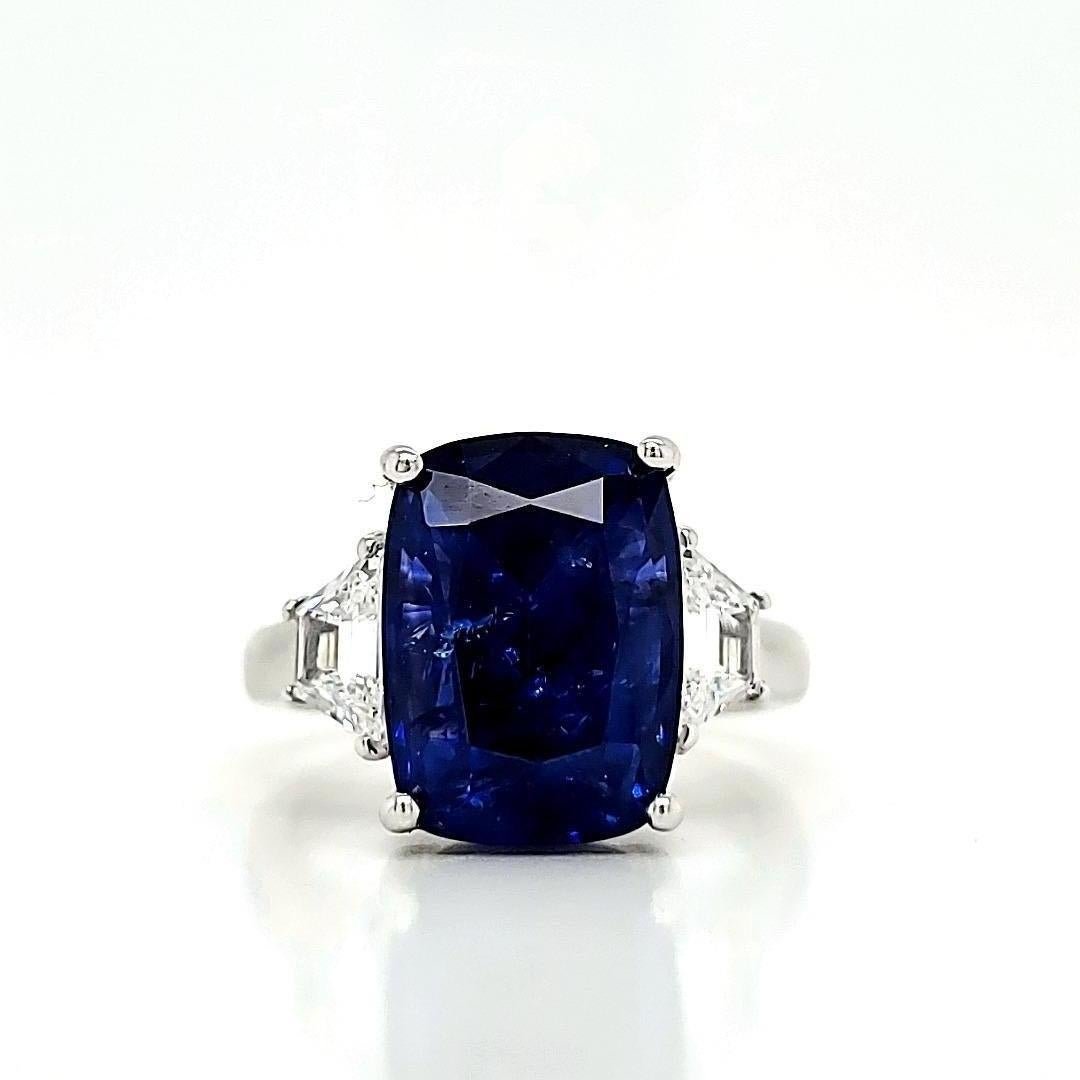 Cushion Cut Royal Blue Sapphire and Diamond Engagement Ring cts 9.63 For Sale