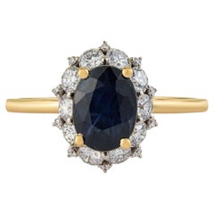Cocktailring mit königsblauem Saphir und Diamant-Halo, 1,55 Karat, aus 14-karätigem Gelbgold