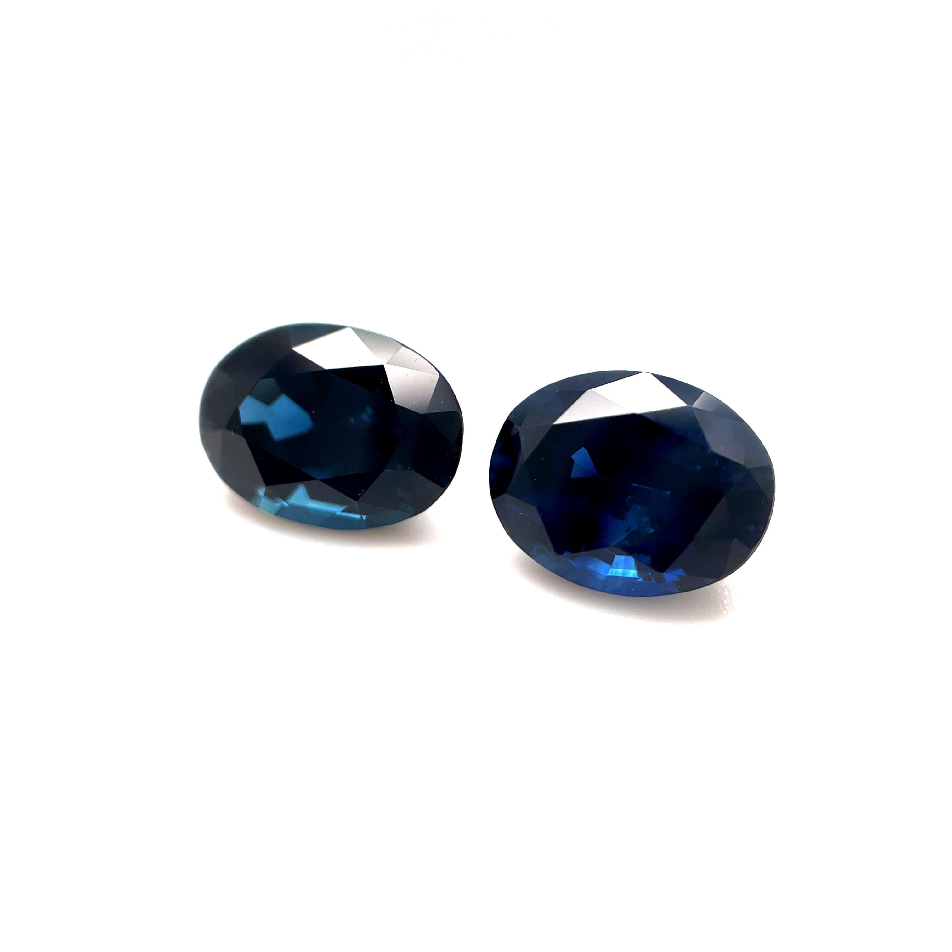  Royal Blue Sapphire Pair, 3.82 Carats Total, Loose Gemstones for Earrings For Sale 1