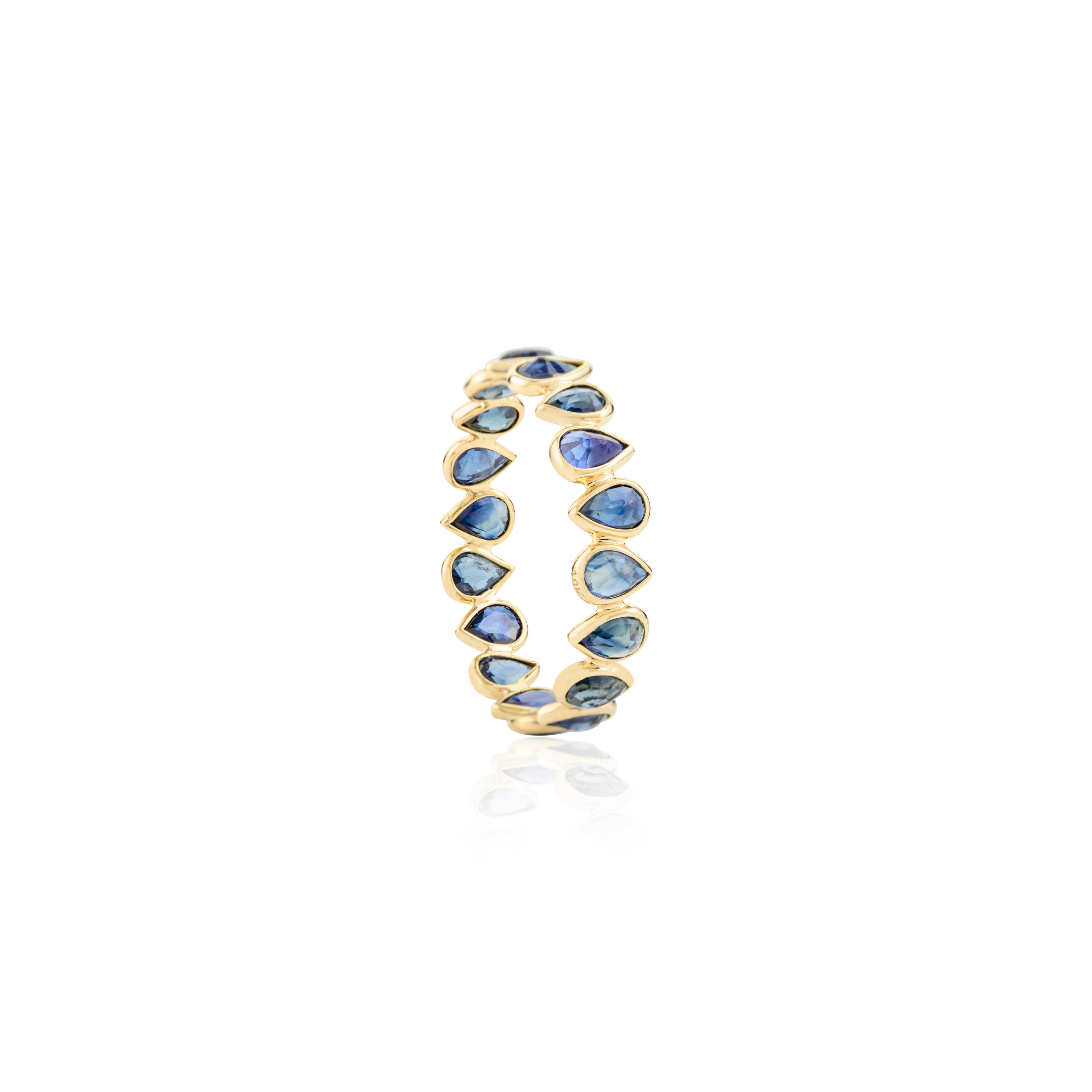 For Sale:  Royal Blue Sapphire Pear Shaped Eternity Ring Band in 18 Karat Solid Yellow Gold 4