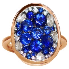 Royal Blue Sapphire, Rose-Cut & Briljant-Cut Diamond Pave Mosaic Ring