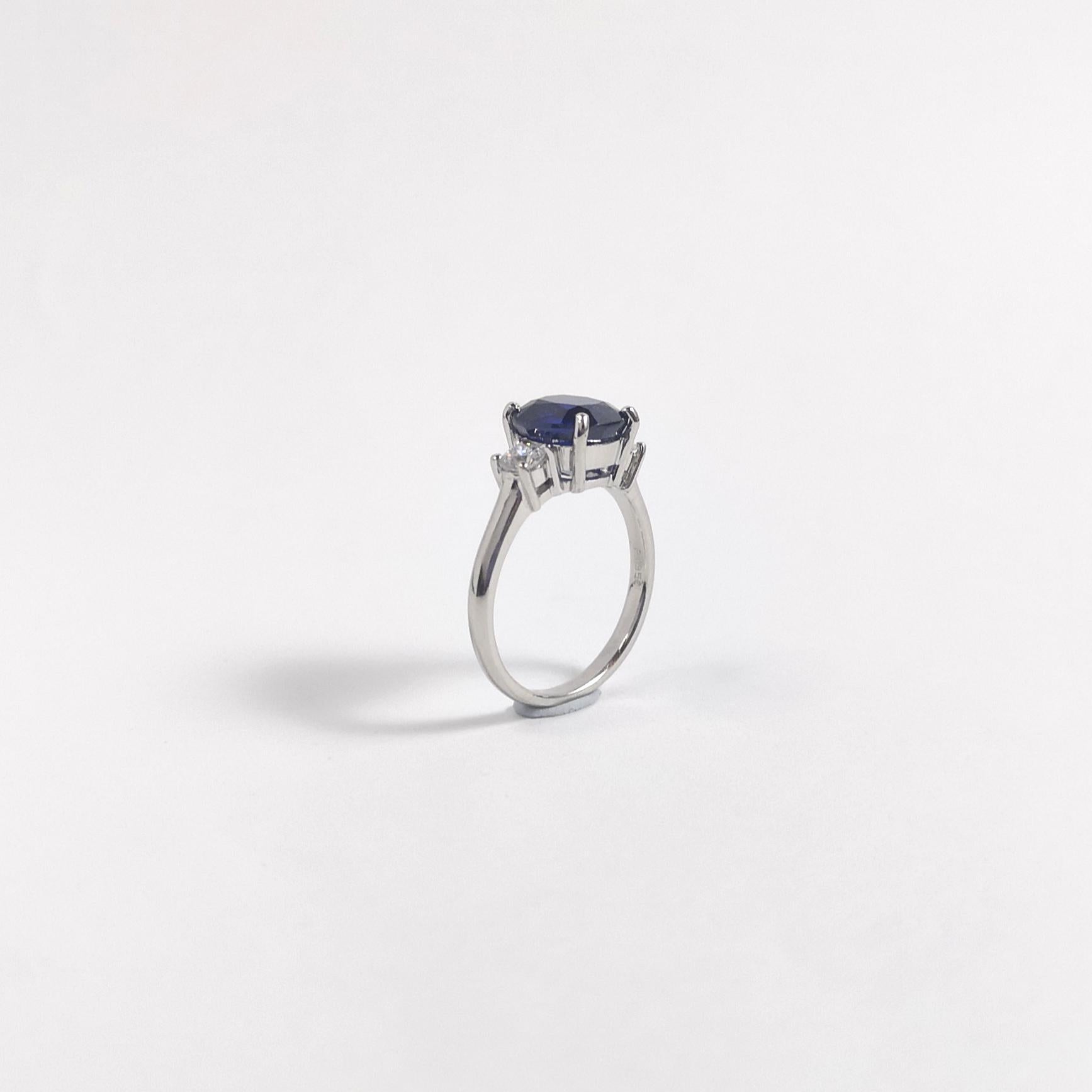 Royal Blue Sapphire with Diamond Ring set in Platinum 950 Settings For Sale 7