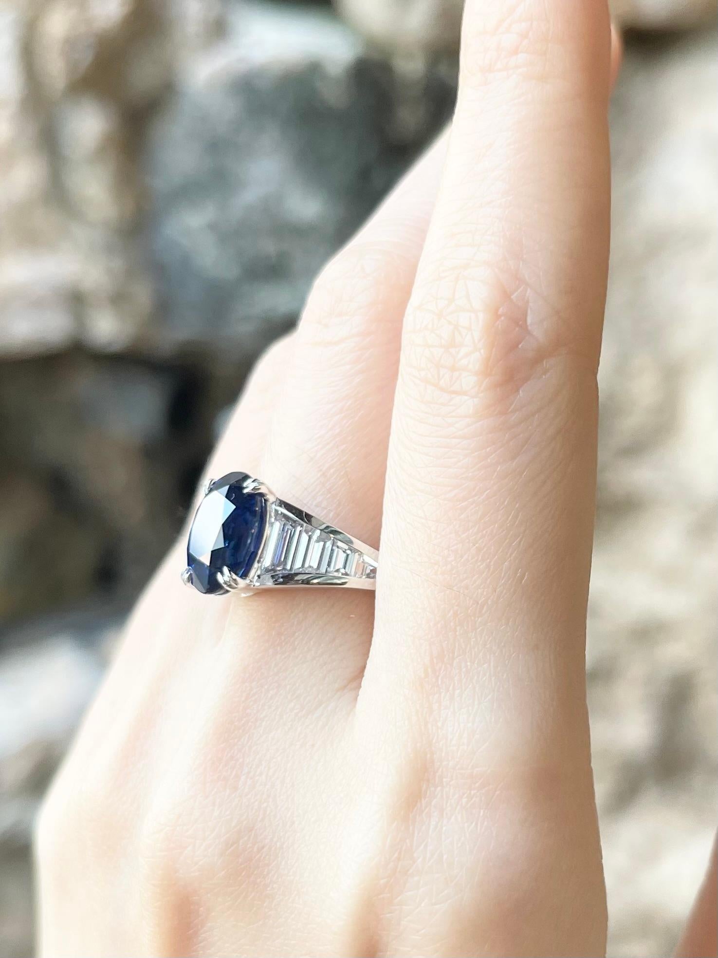 Oval Cut Royal Blue Sapphire with Diamond Ring set in Platinum 950 Settings For Sale