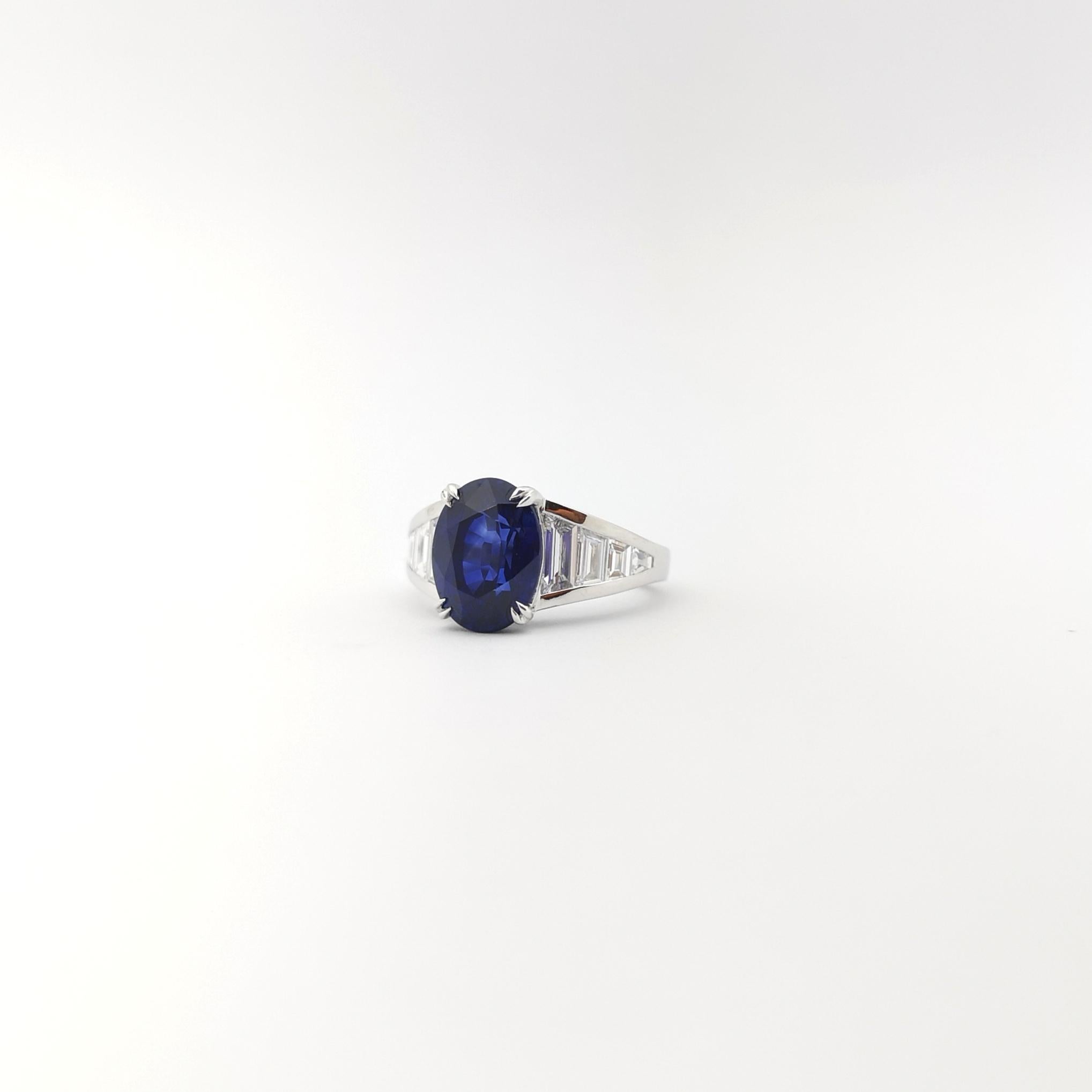Royal Blue Sapphire with Diamond Ring set in Platinum 950 Settings For Sale 2