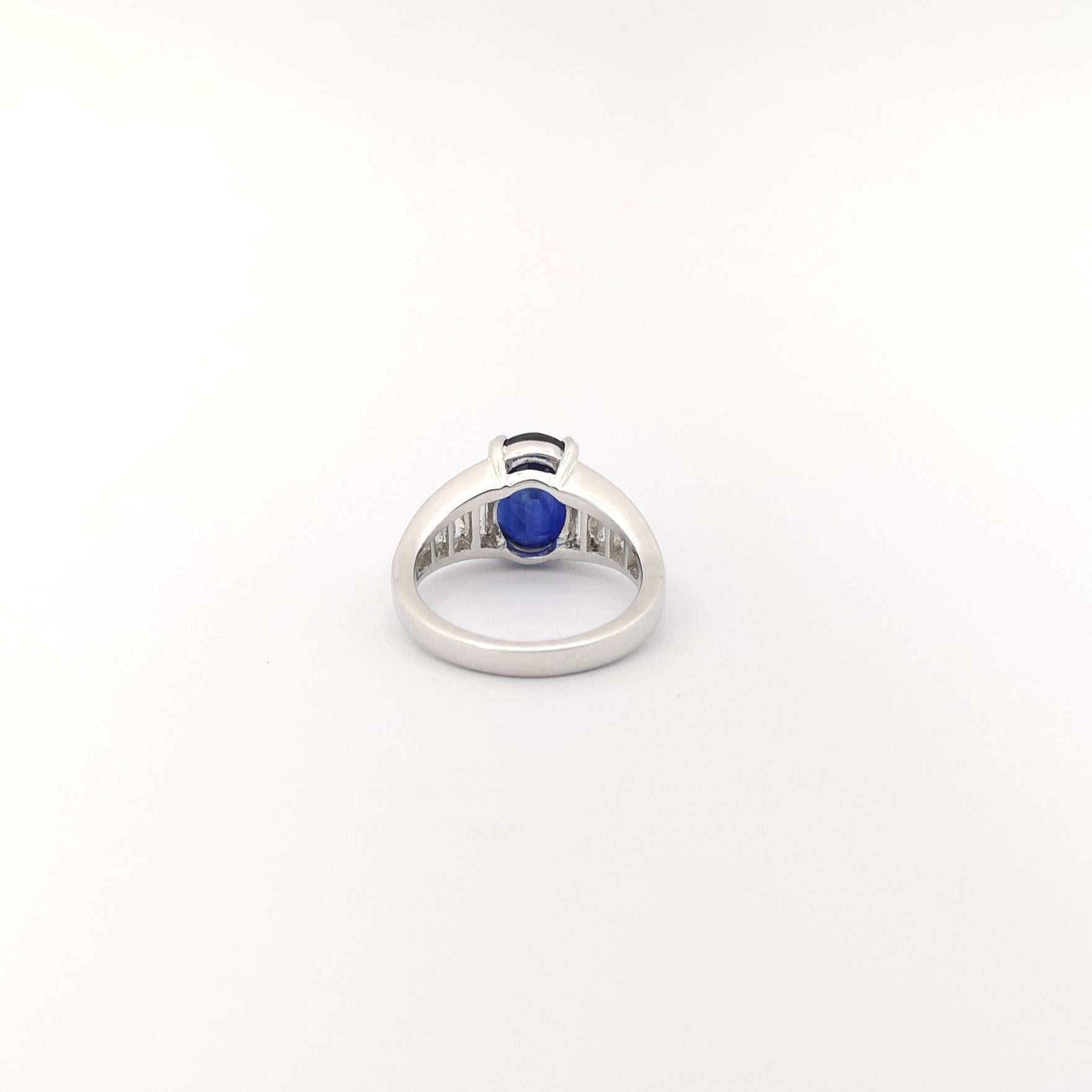 Royal Blue Sapphire with Diamond Ring set in Platinum 950 Settings For Sale 3