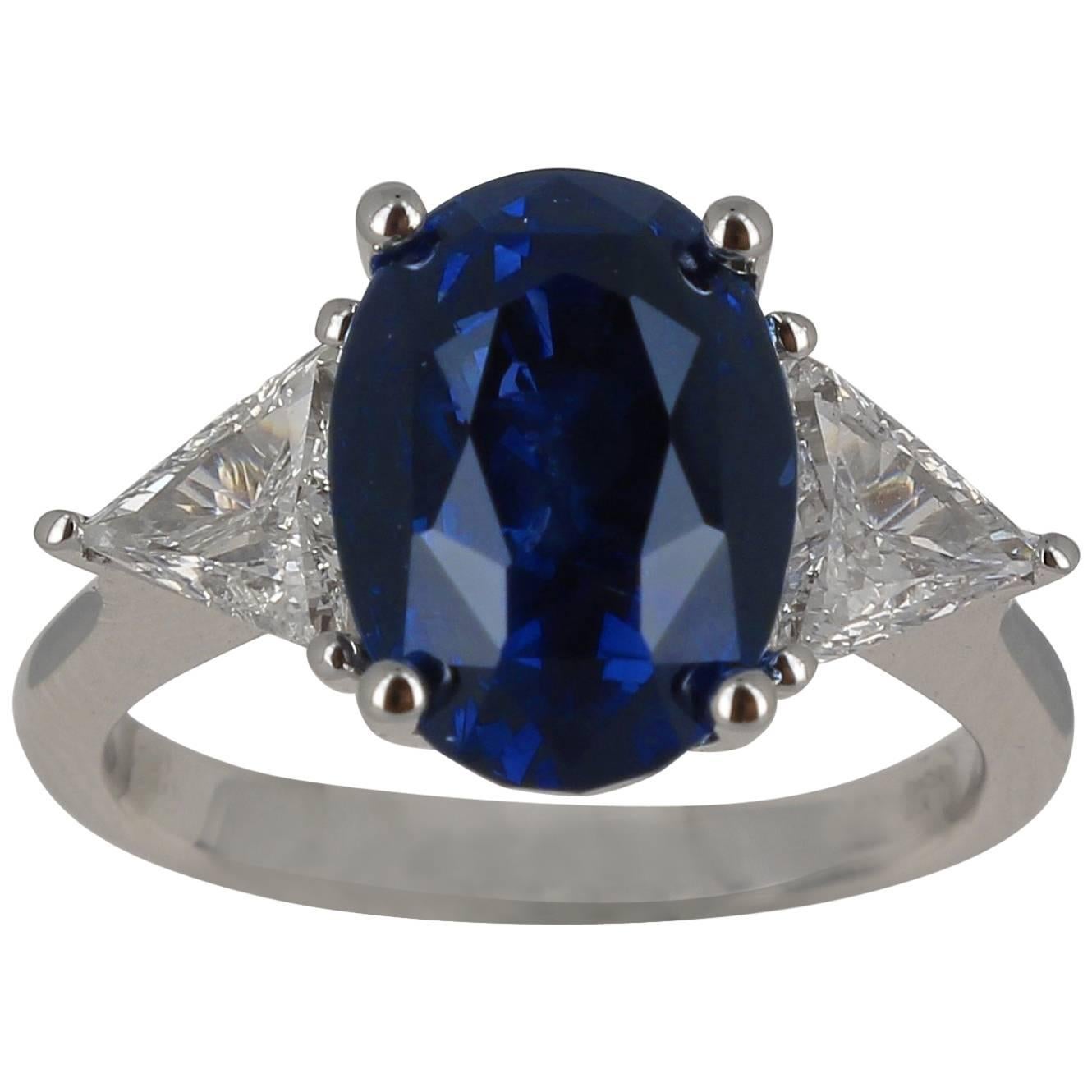 Certified 8.34 Carat ROYAL BLUE/Vivid Blue Sapphire Ring No Heated 18K WhiteGold For Sale