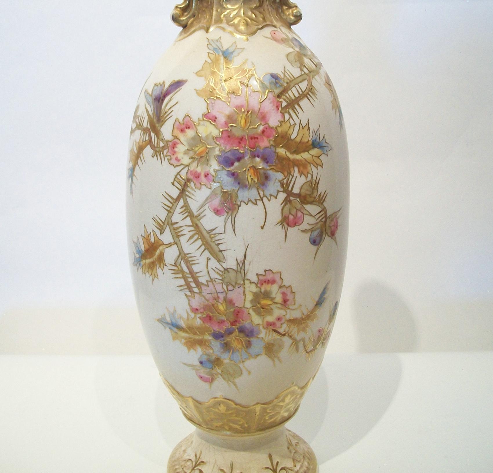ROYAL BONN – FRANZ ANTON MEHLEM – handbemalte und vergoldete Vase / Lampe – um 1900 im Angebot 1